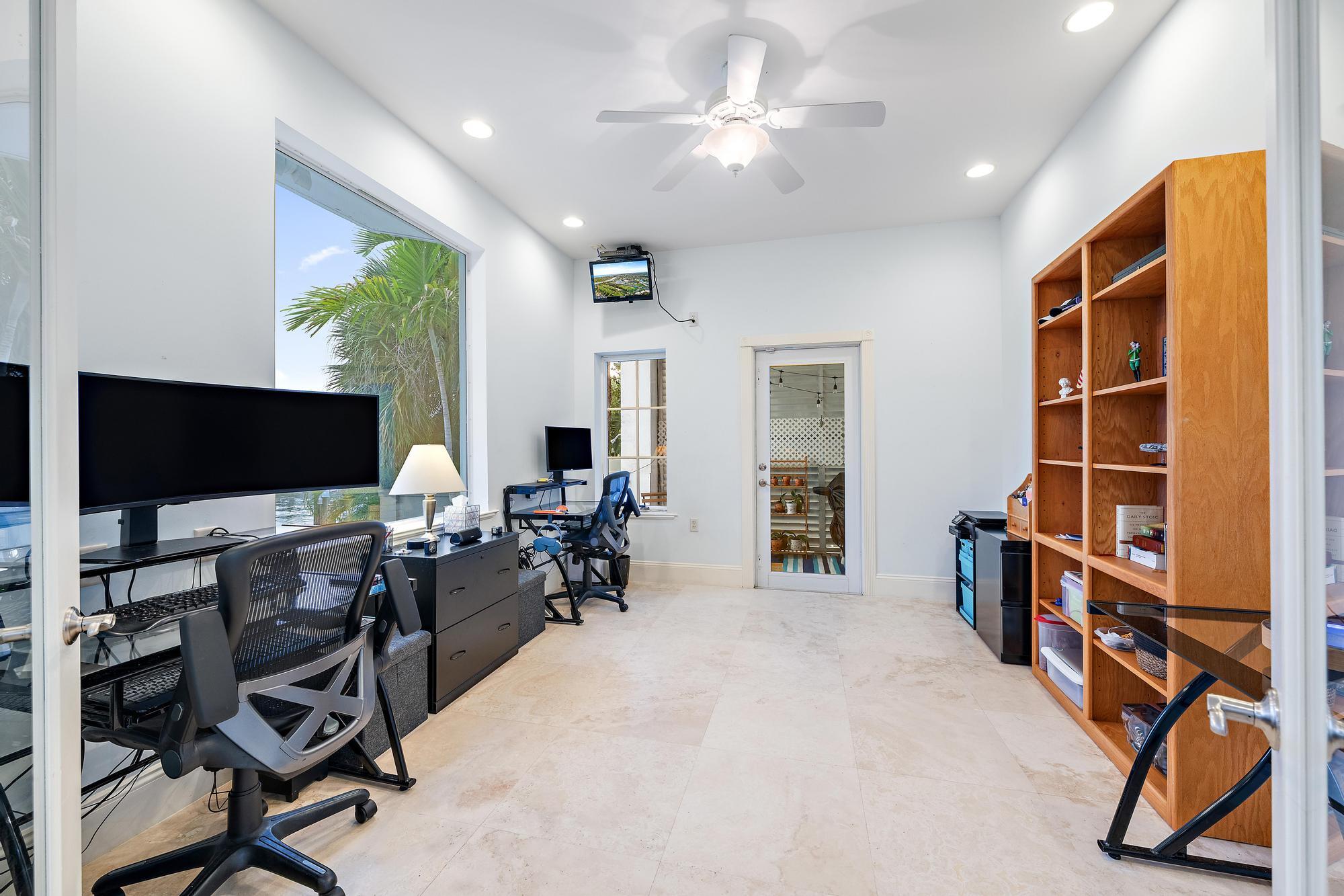 1121 Fairview Singer Island, FL 33404