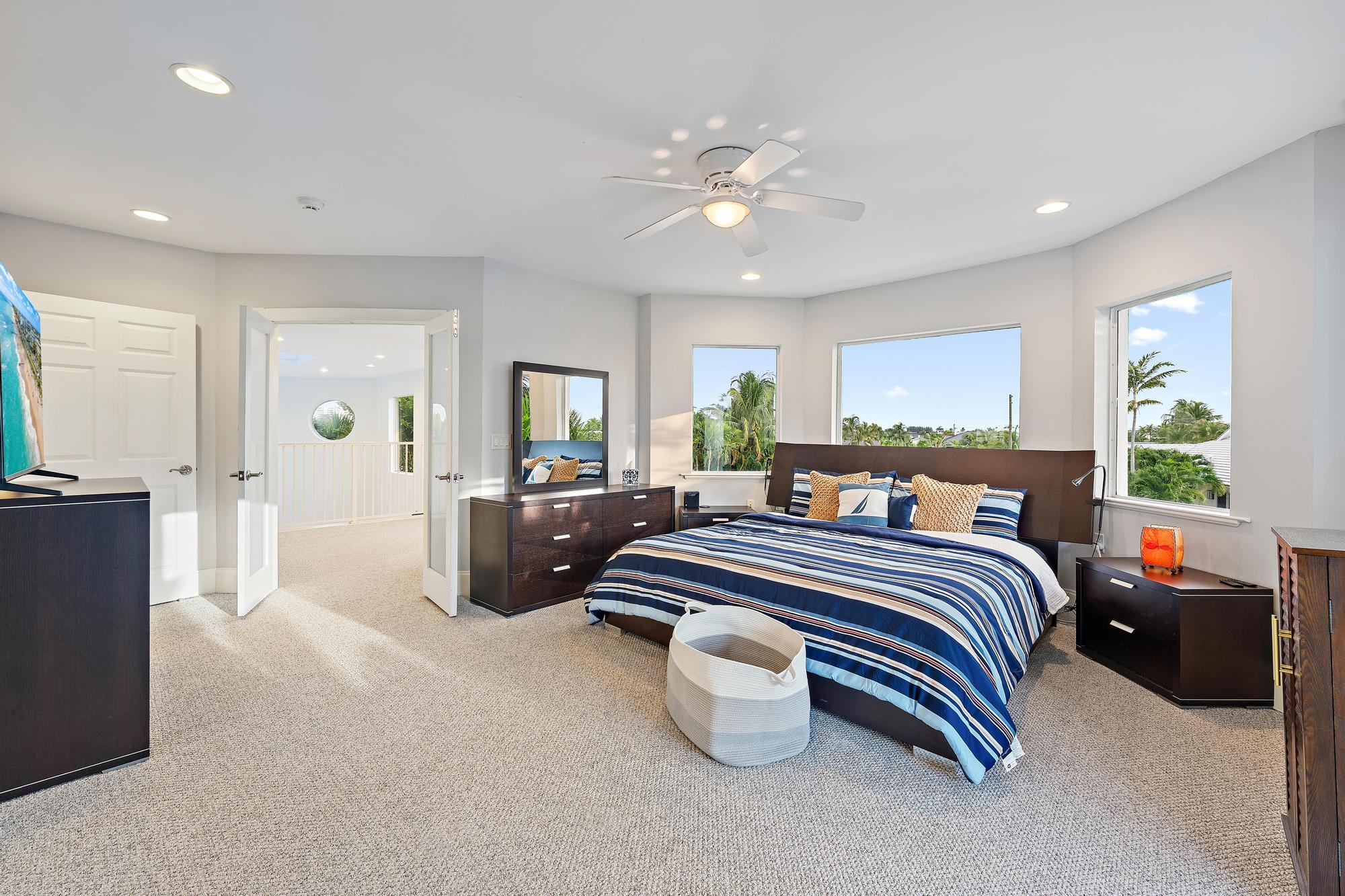 1121 Fairview Singer Island, FL 33404