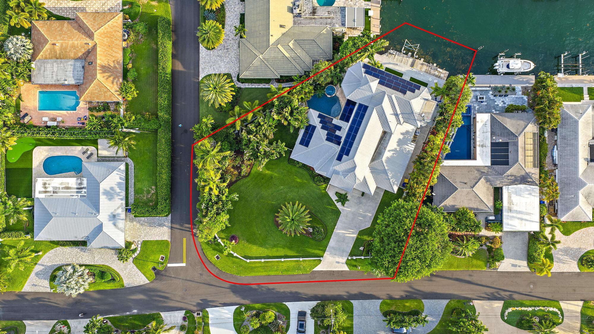 1121 Fairview Singer Island, FL 33404