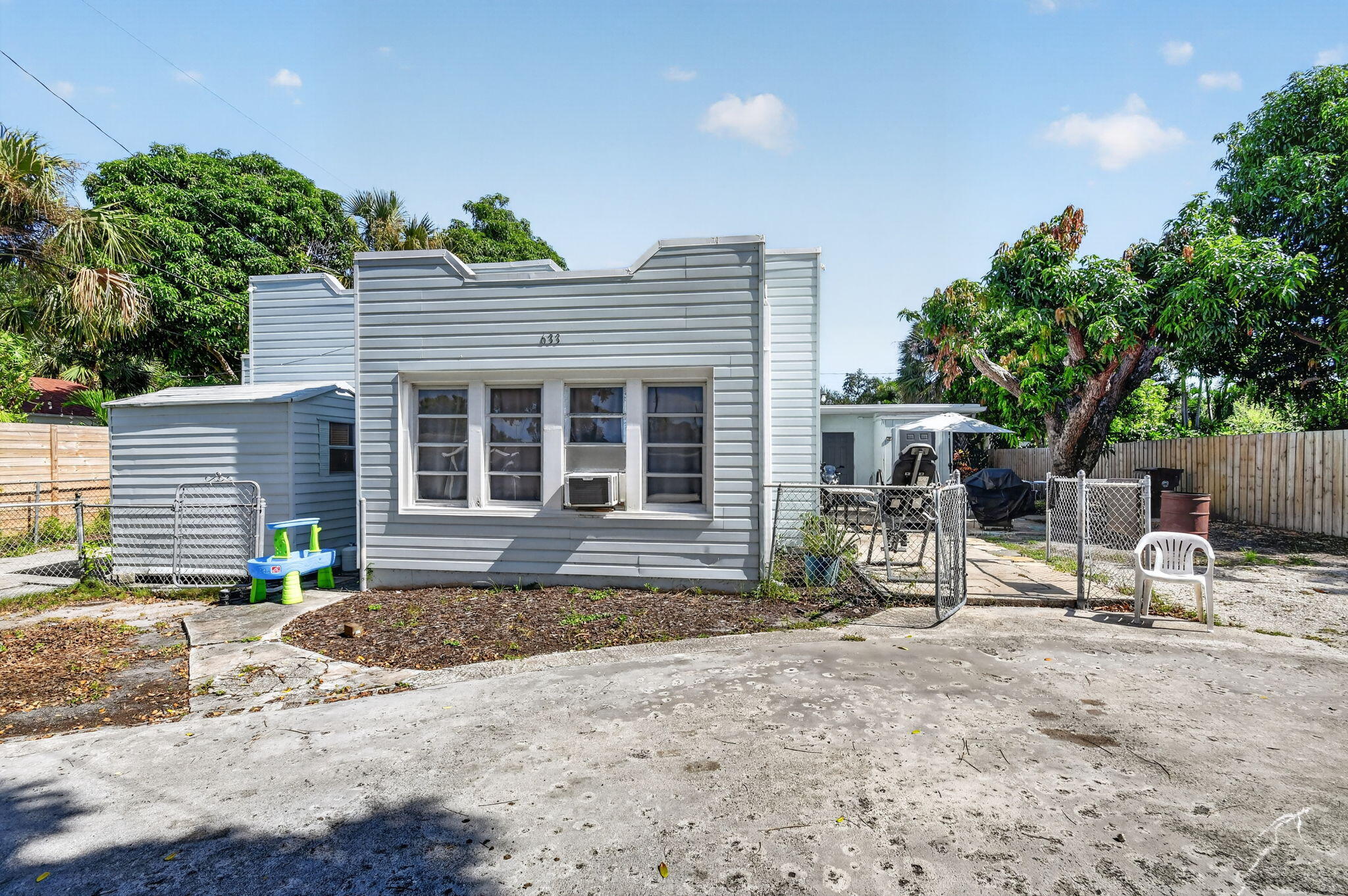 633 Franklin Rd