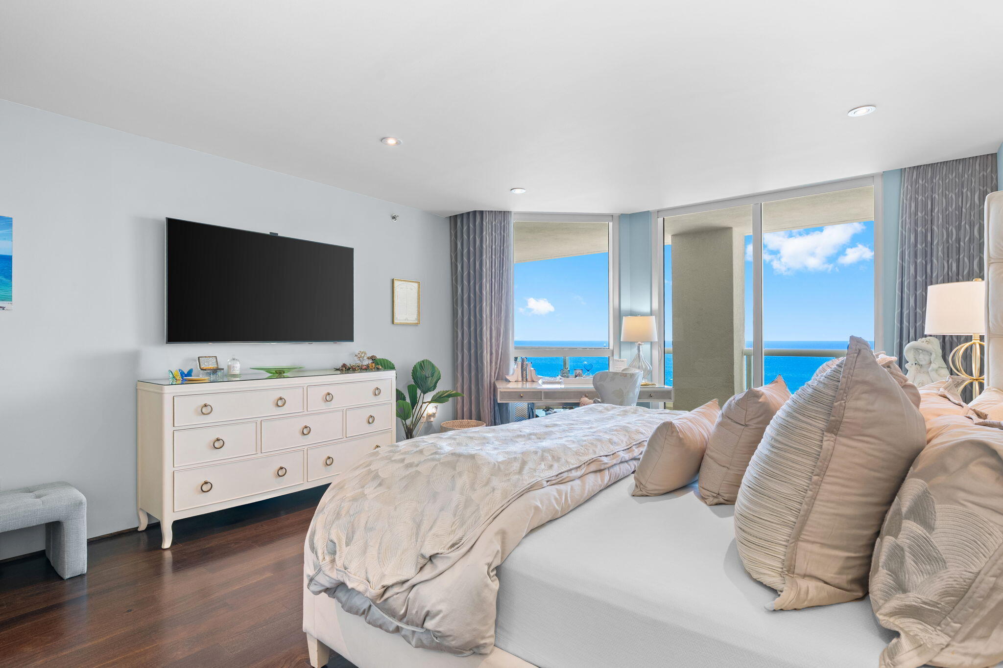 101 S Fort Lauderdale Bch Blvd #2303 Fort Lauderdale, FL 33316