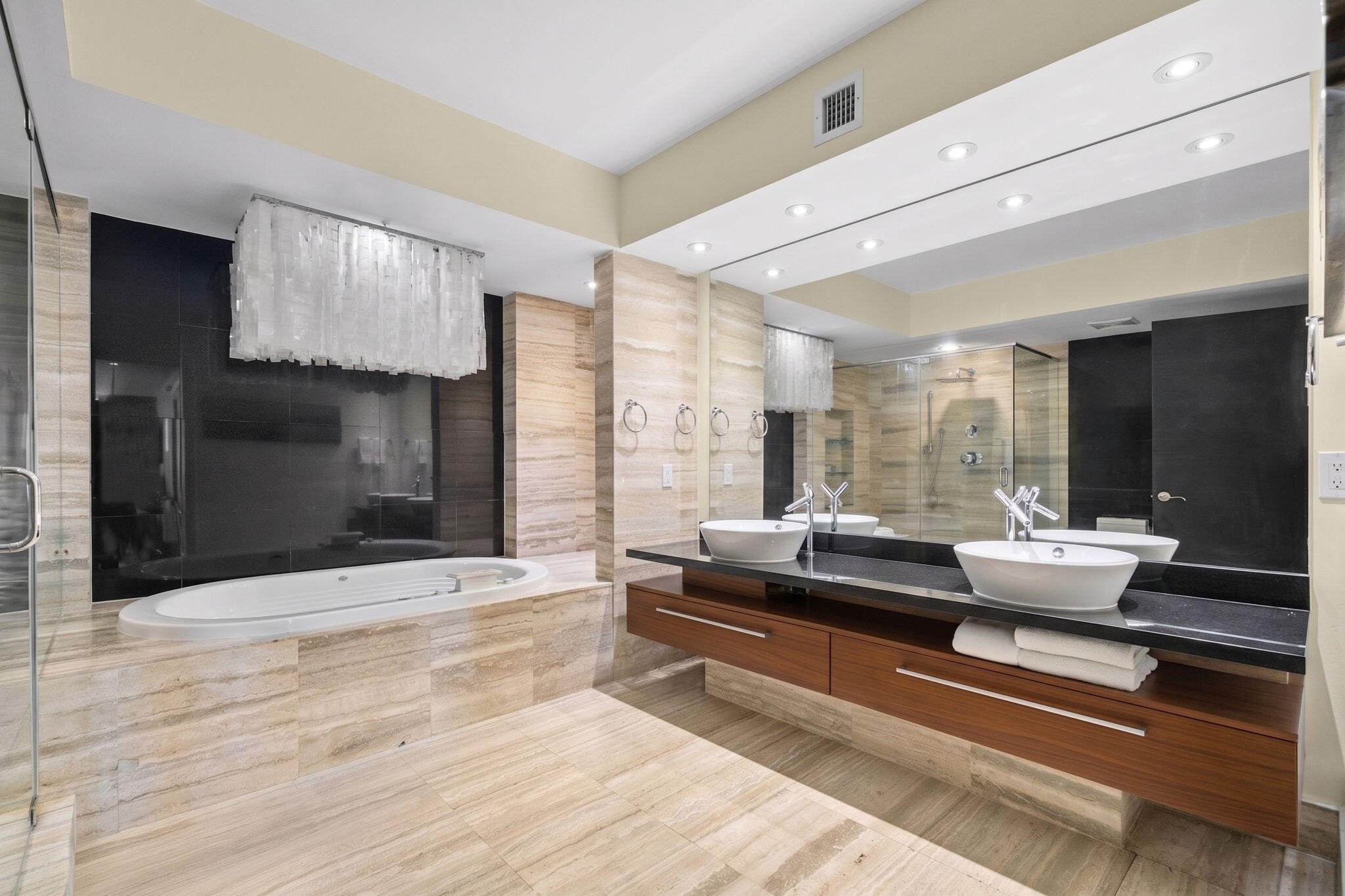 101 S Fort Lauderdale Bch Blvd #2303 Fort Lauderdale, FL 33316