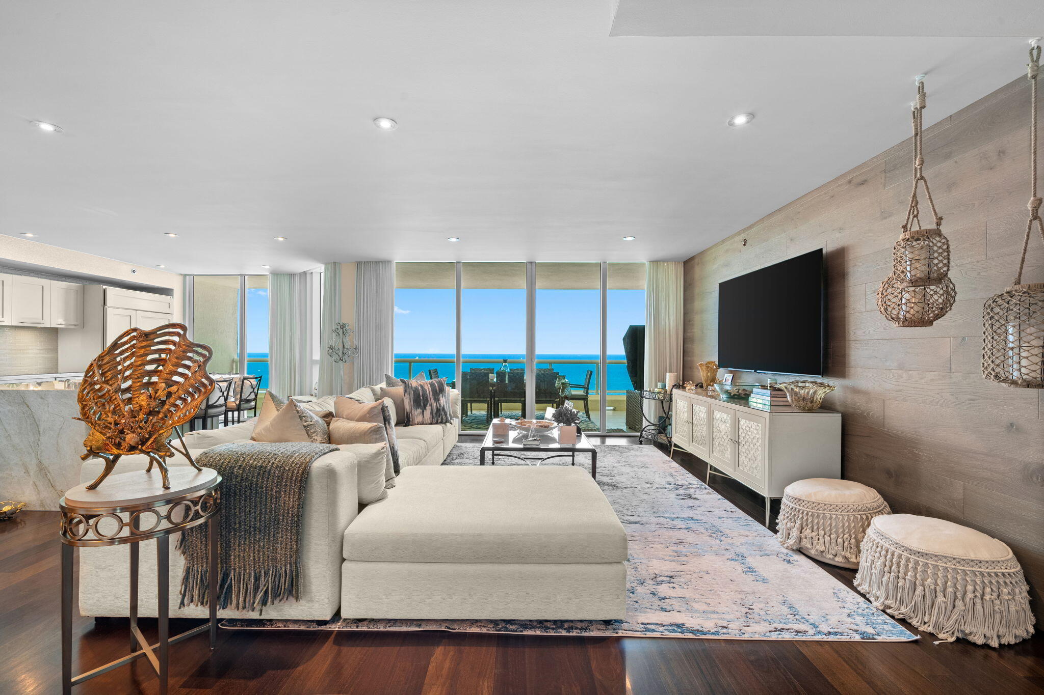 101 S Fort Lauderdale Bch Blvd #2303 Fort Lauderdale, FL 33316