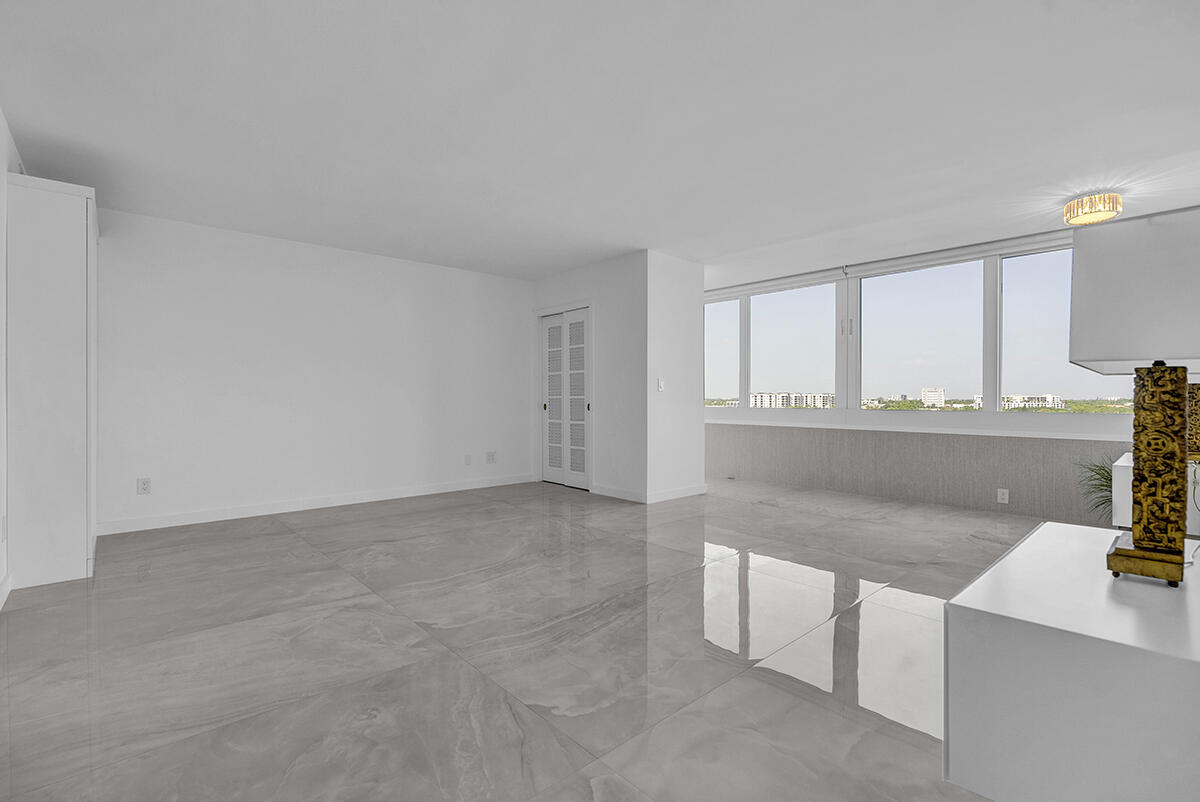201 N Riverside Dr #802 Pompano Beach, FL 33062