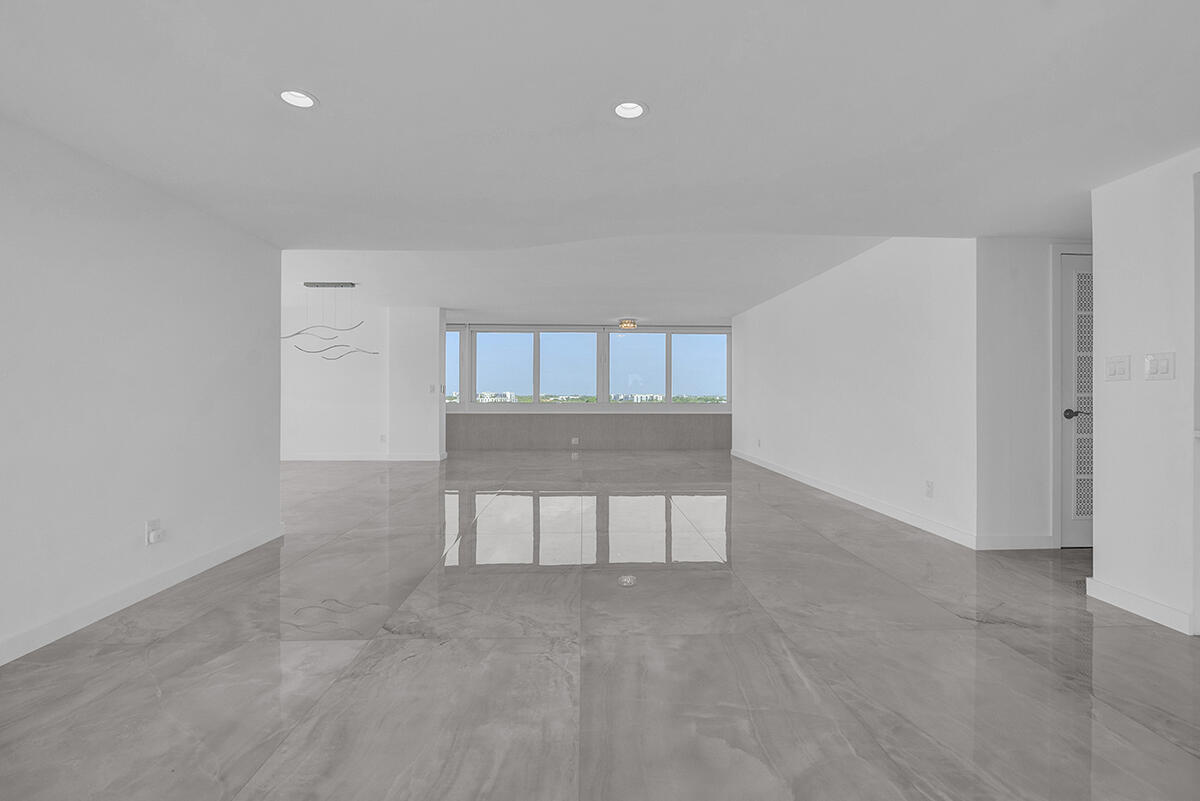 201 N Riverside Dr #802 Pompano Beach, FL 33062