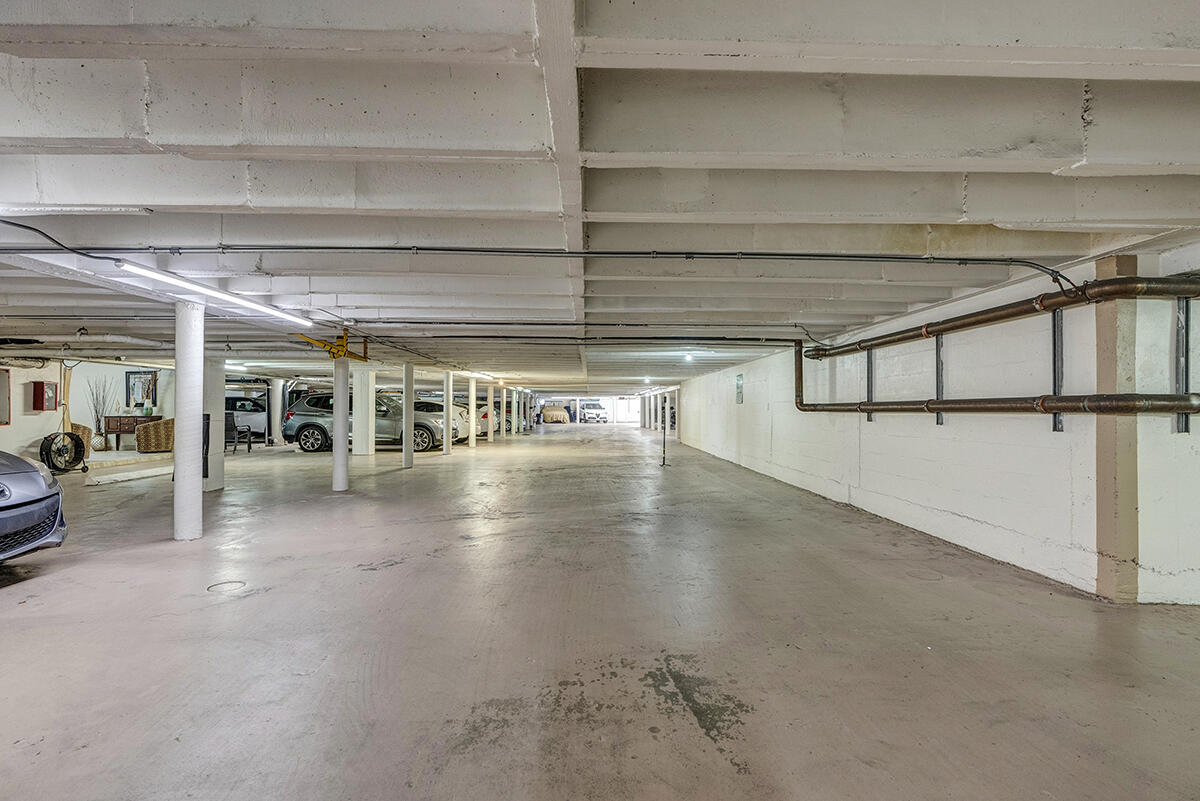 201 N Riverside Dr #802 Pompano Beach, FL 33062