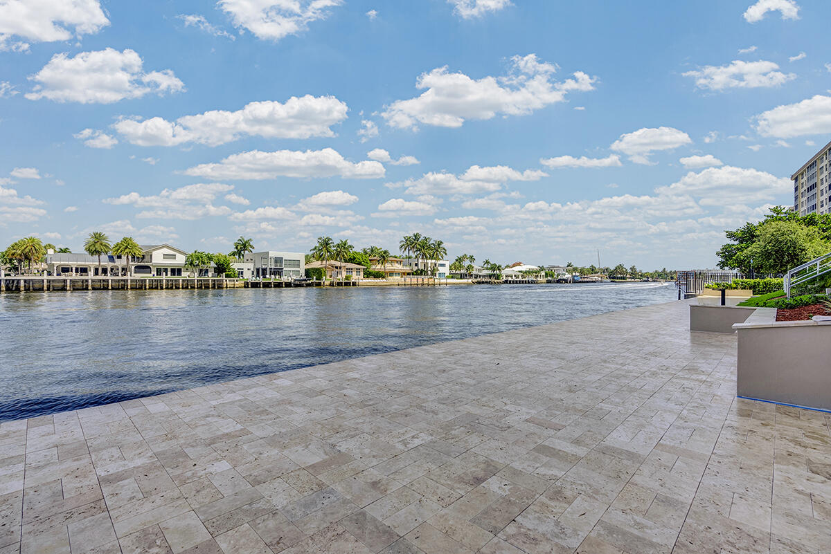 201 N Riverside Dr #802 Pompano Beach, FL 33062