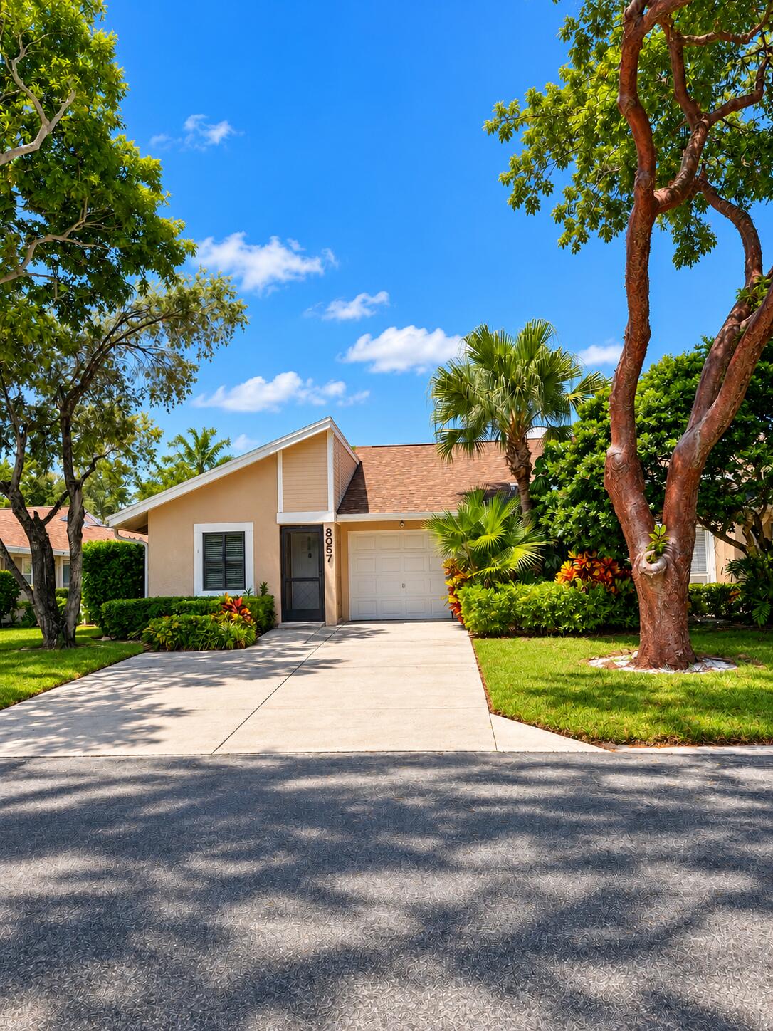 8057 Springtree Rd