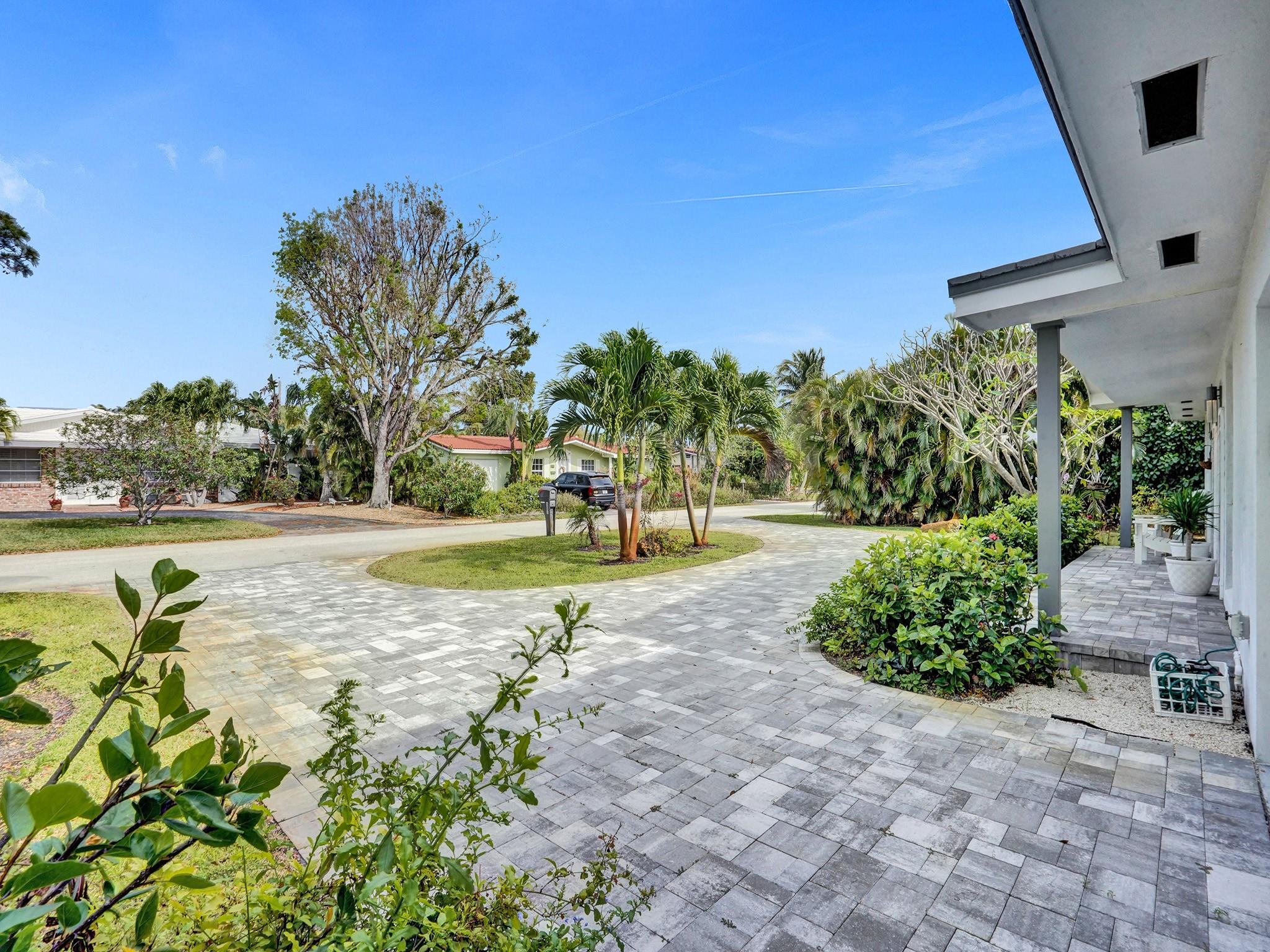 801 SE 9th Ave,Deerfield Beach, FL 33441