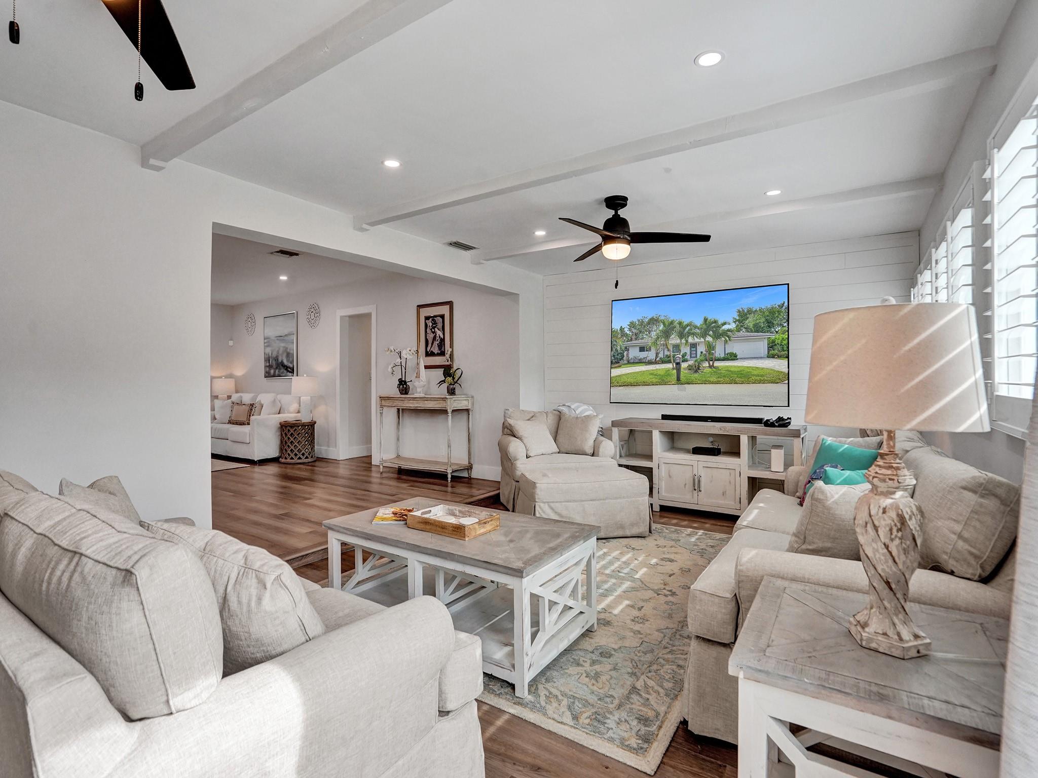 801 SE 9th Ave,Deerfield Beach, FL 33441