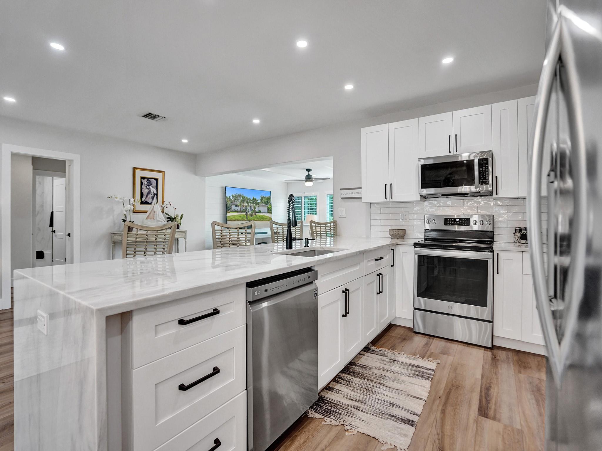 801 SE 9th Ave,Deerfield Beach, FL 33441