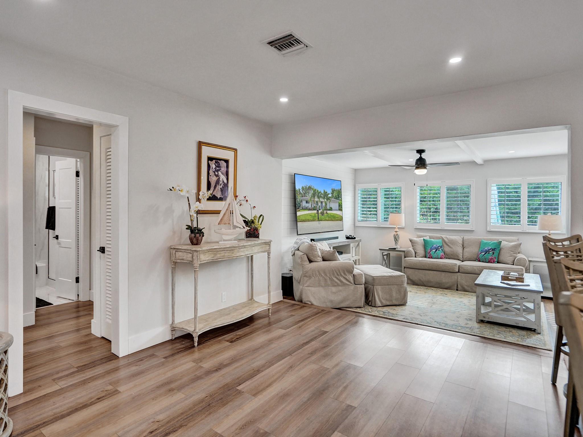 801 SE 9th Ave,Deerfield Beach, FL 33441