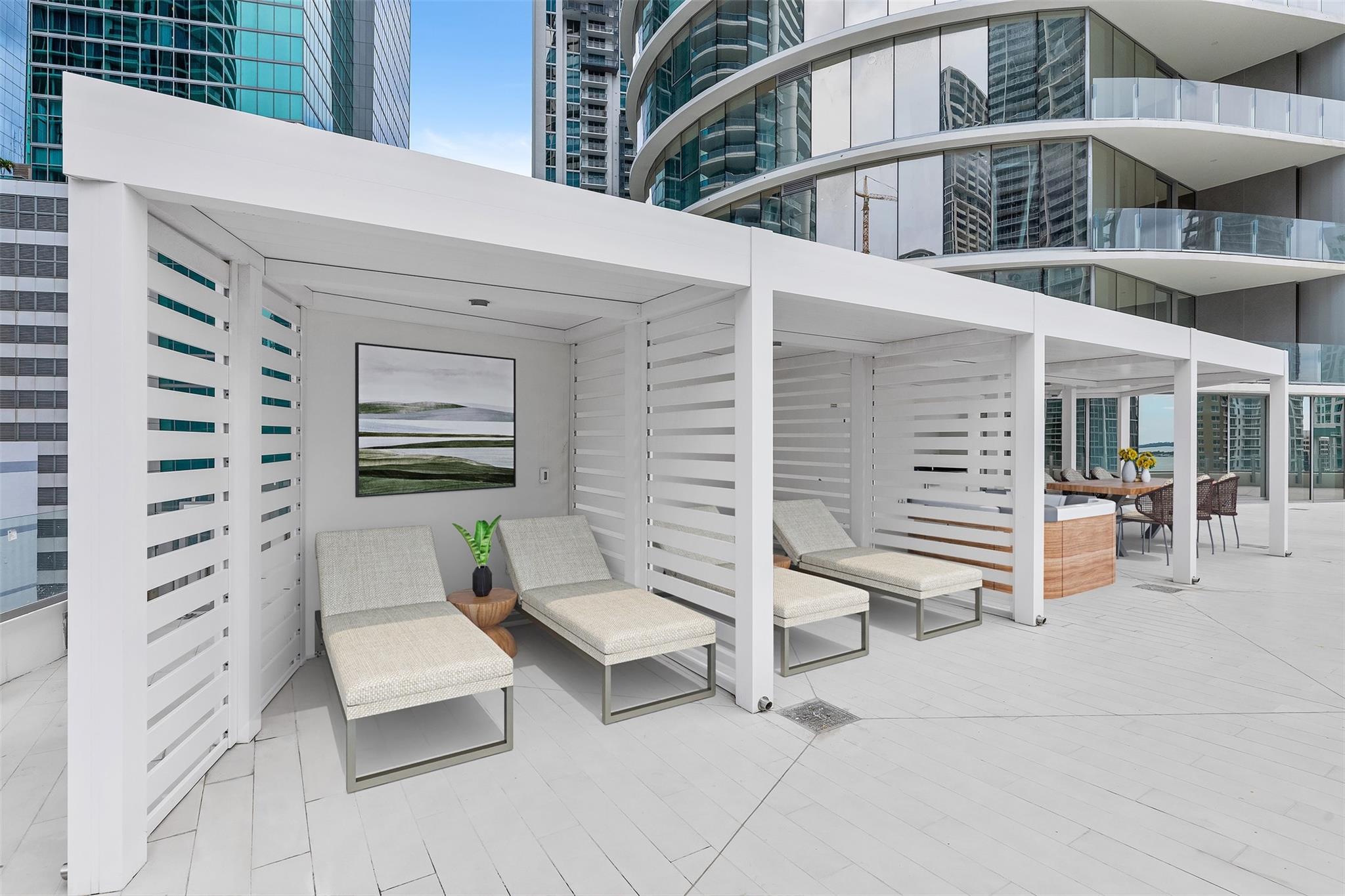 image Aston Martin Residences16