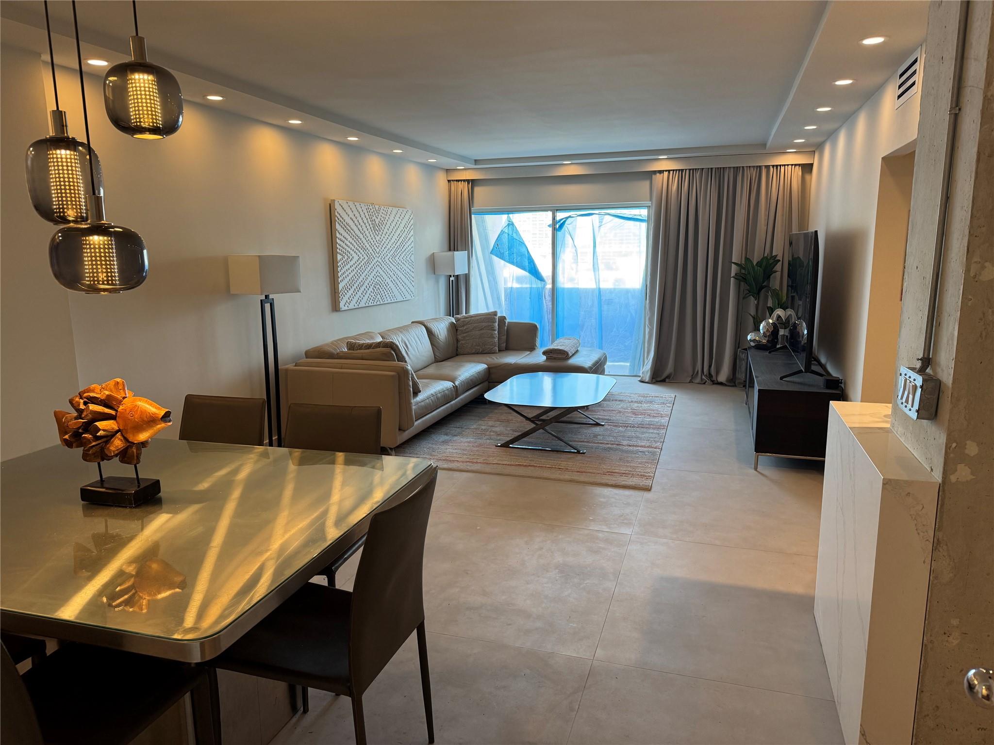 400 Kings Pt Dr #724