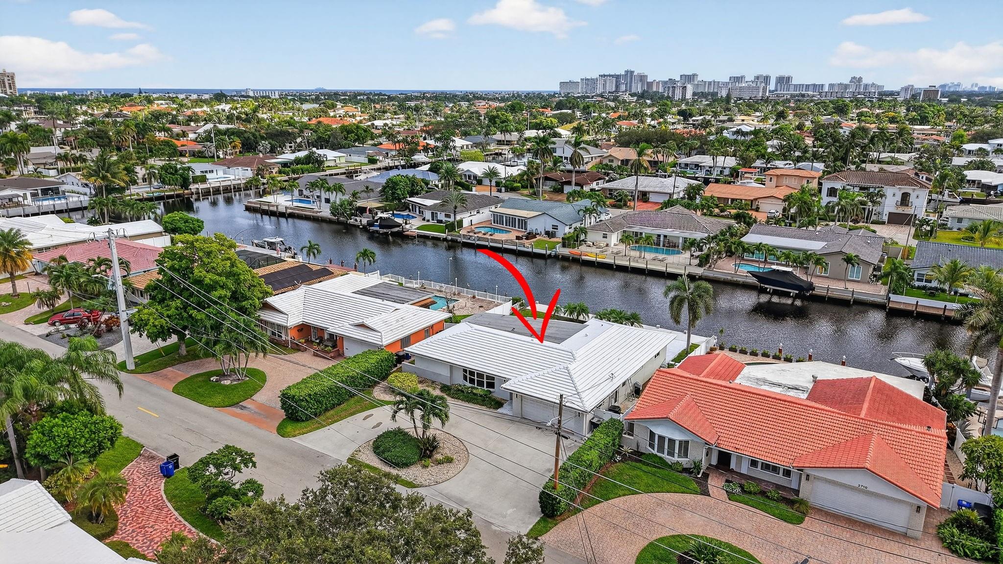 2720 NE 59th St Fort Lauderdale, FL 33308