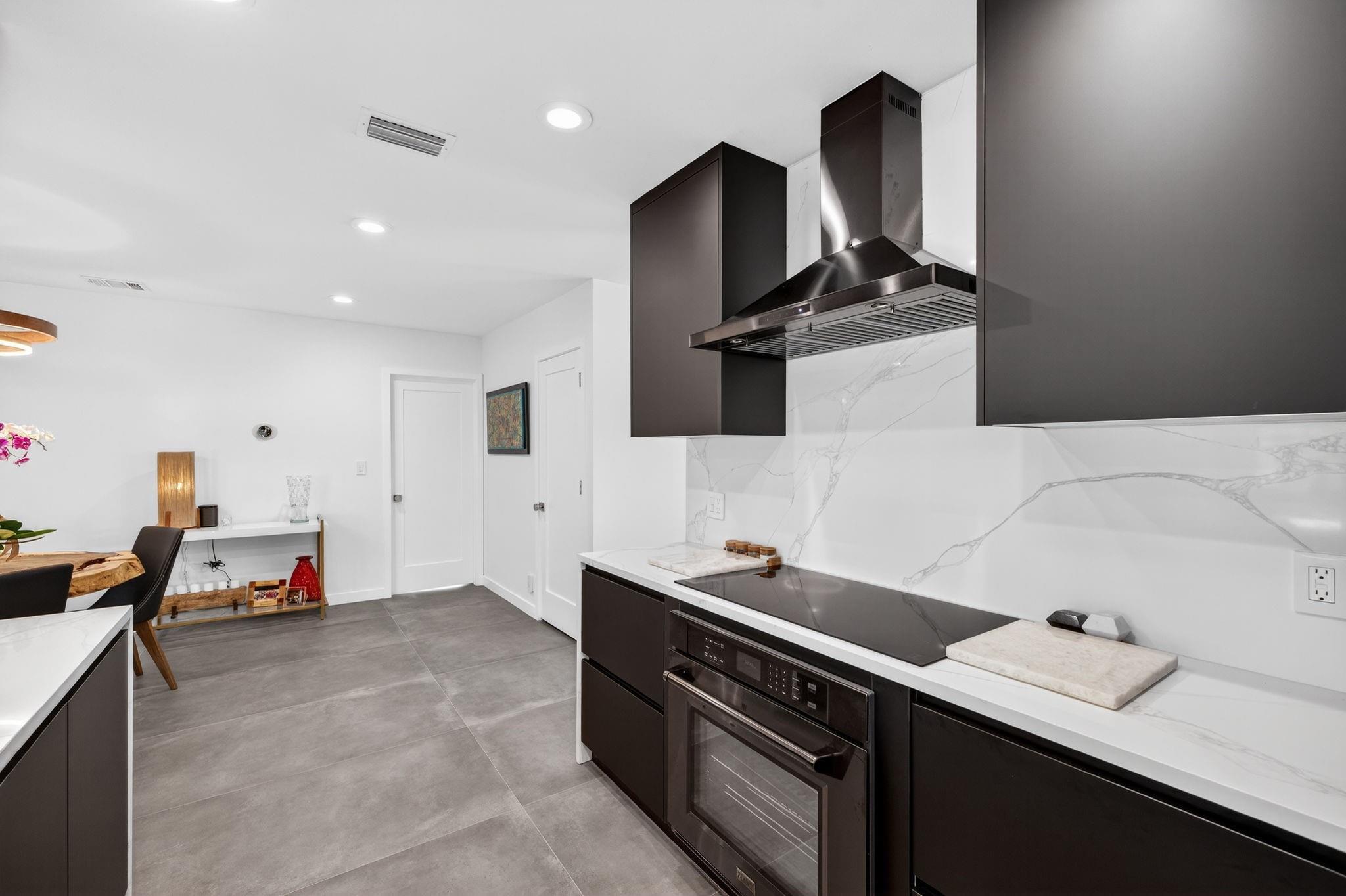 2720 NE 59th St Fort Lauderdale, FL 33308