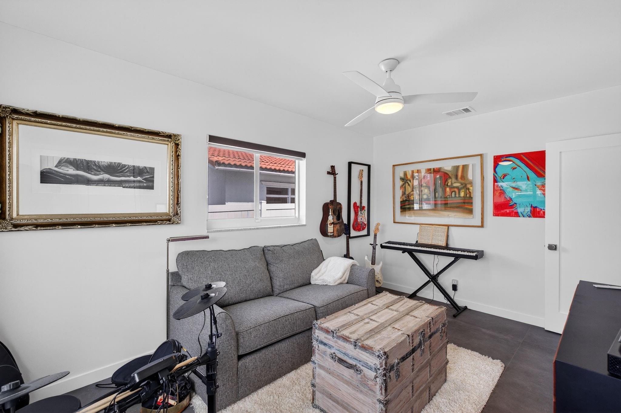 2720 NE 59th St Fort Lauderdale, FL 33308