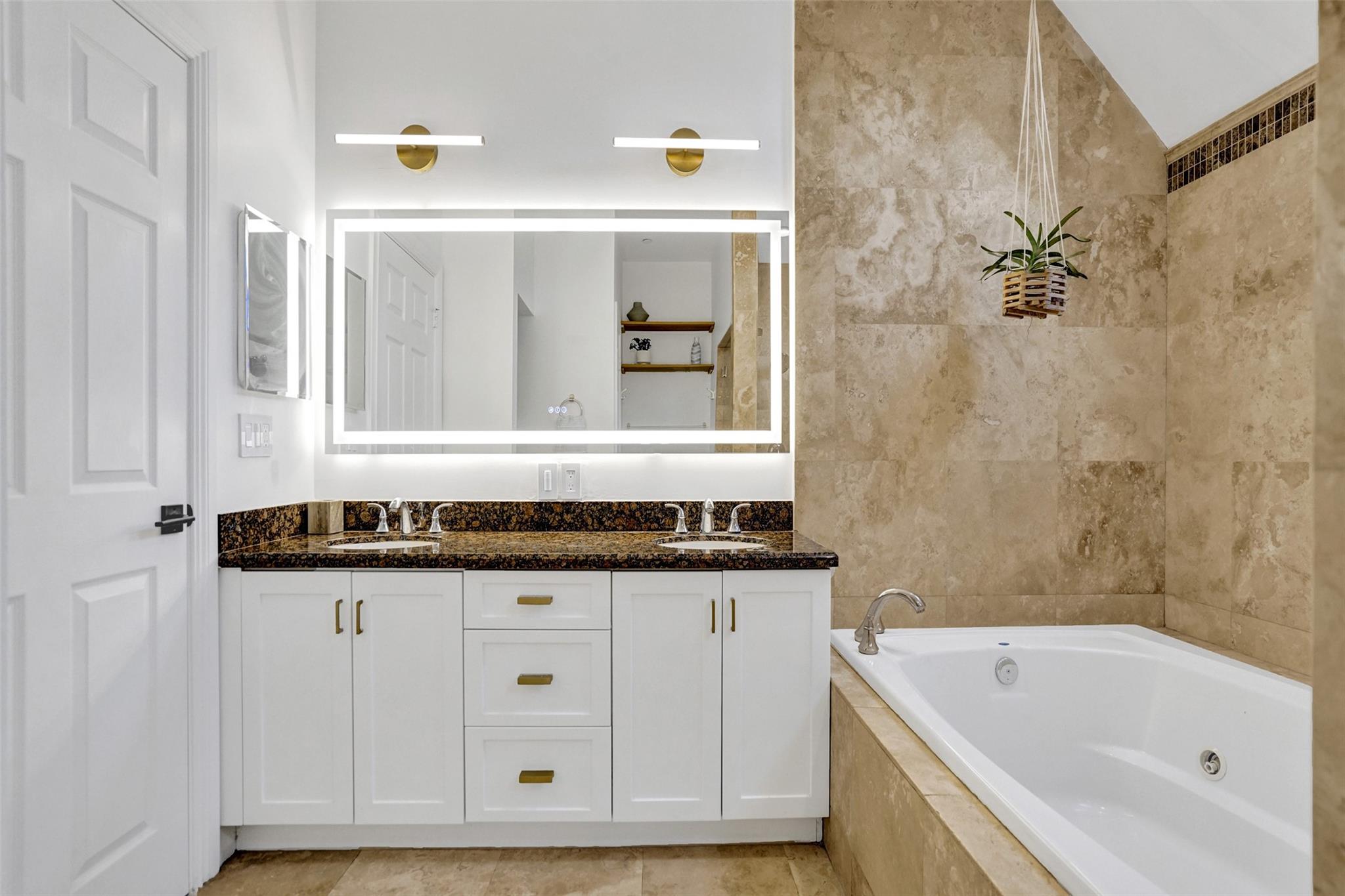 1110 NE 17th Way Fort Lauderdale, FL 33304