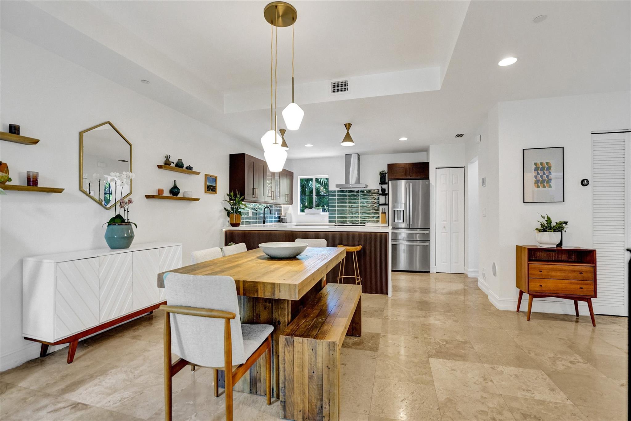 1110 NE 17th Way Fort Lauderdale, FL 33304