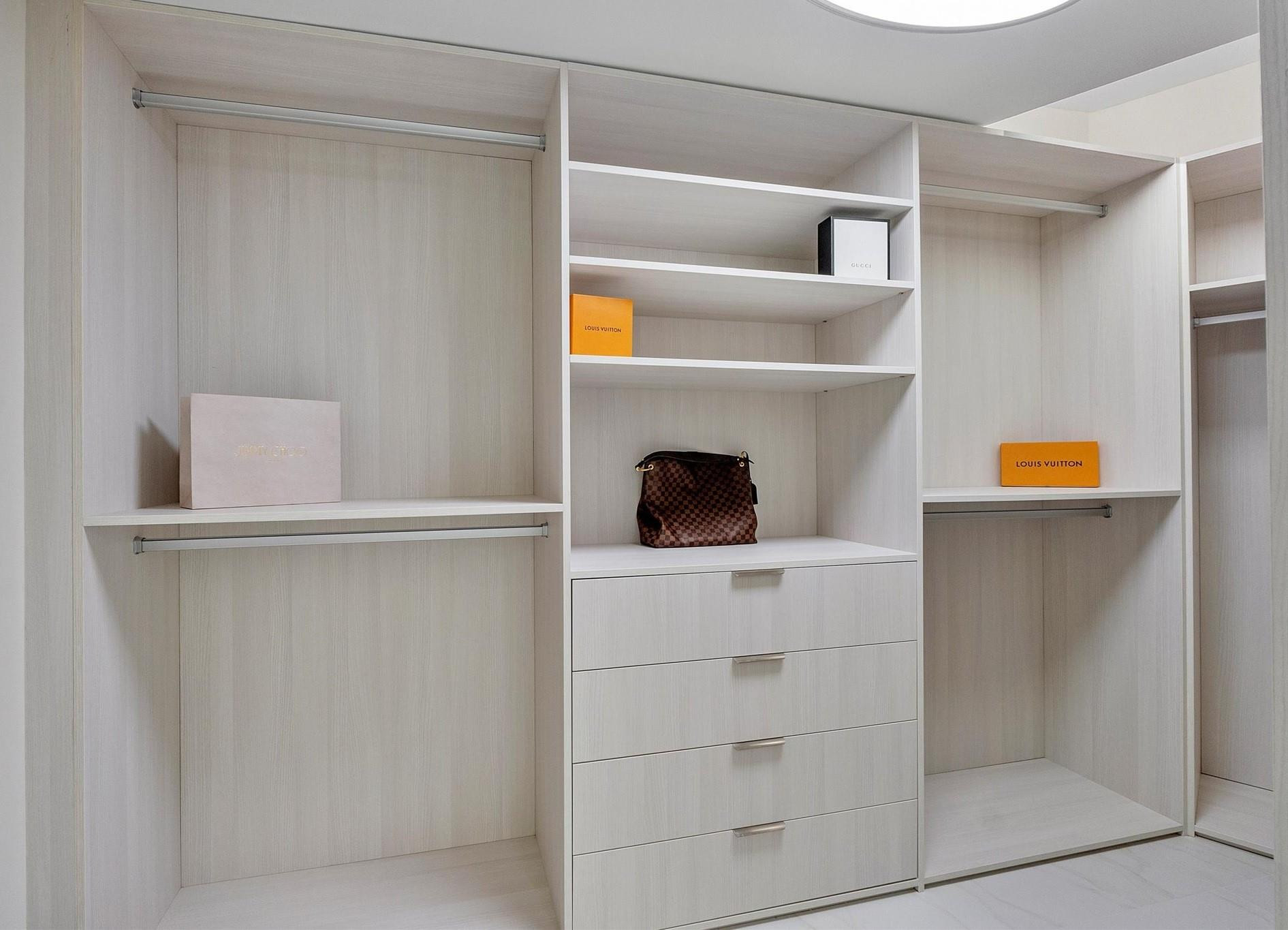 3100 N Ocean #704 Fort Lauderdale, FL 33308