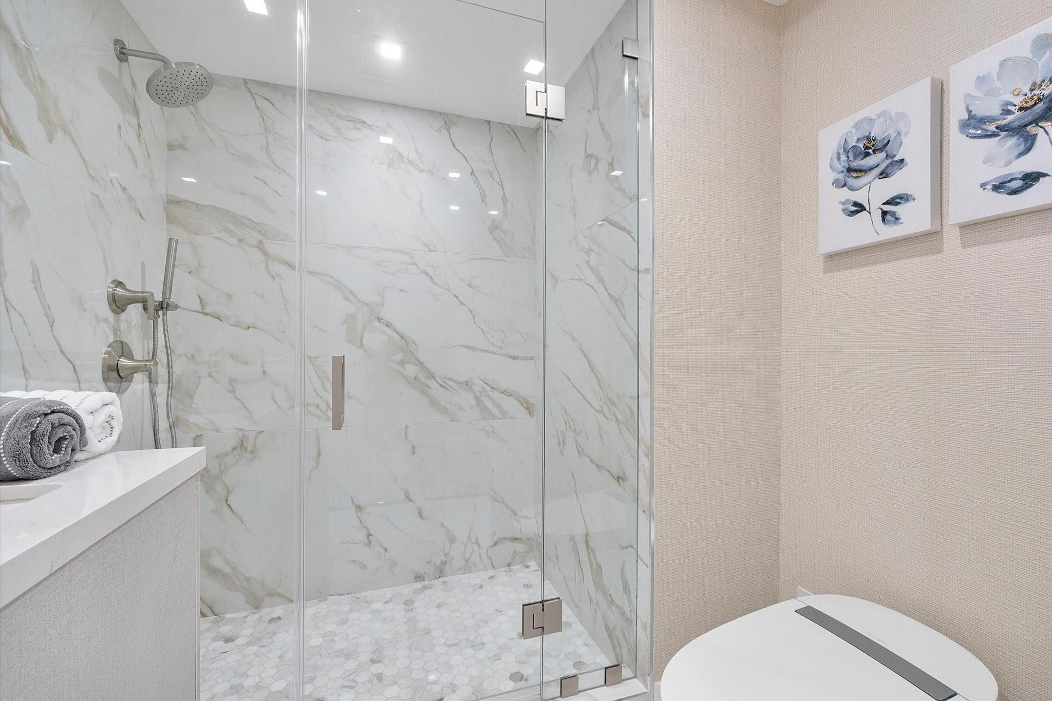 3100 N Ocean #704 Fort Lauderdale, FL 33308