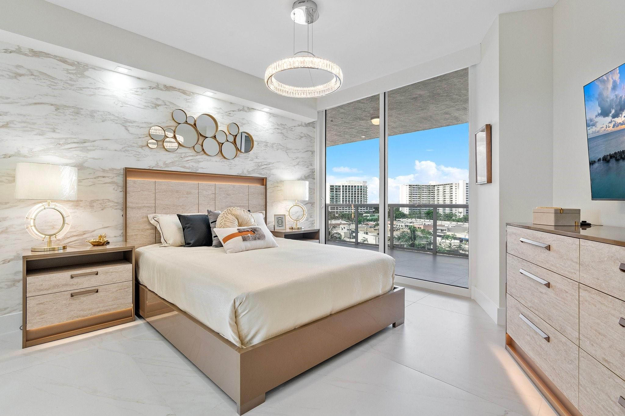 3100 N Ocean #704 Fort Lauderdale, FL 33308