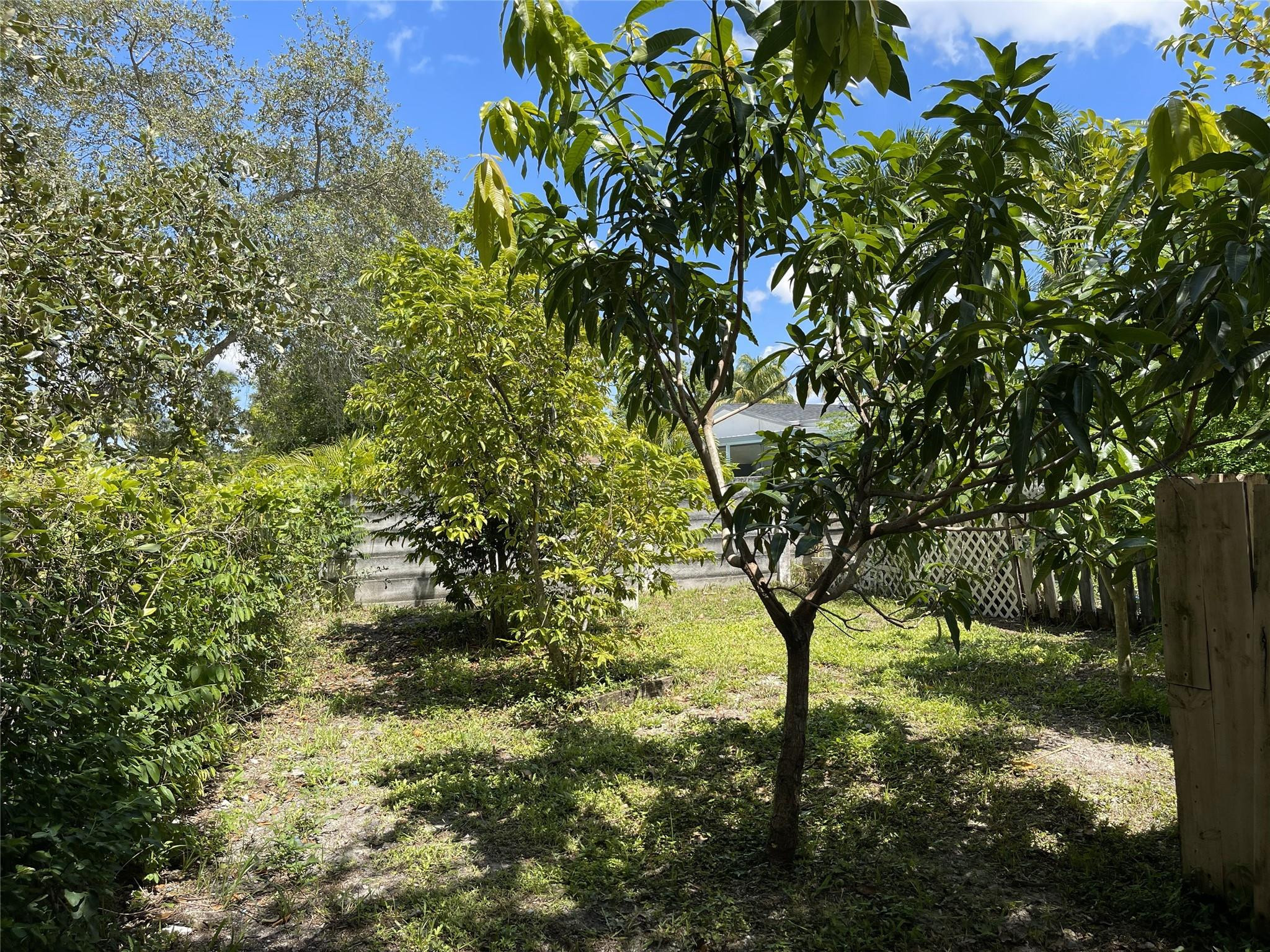 671 NW 38th St Deerfield Beach, FL 33064