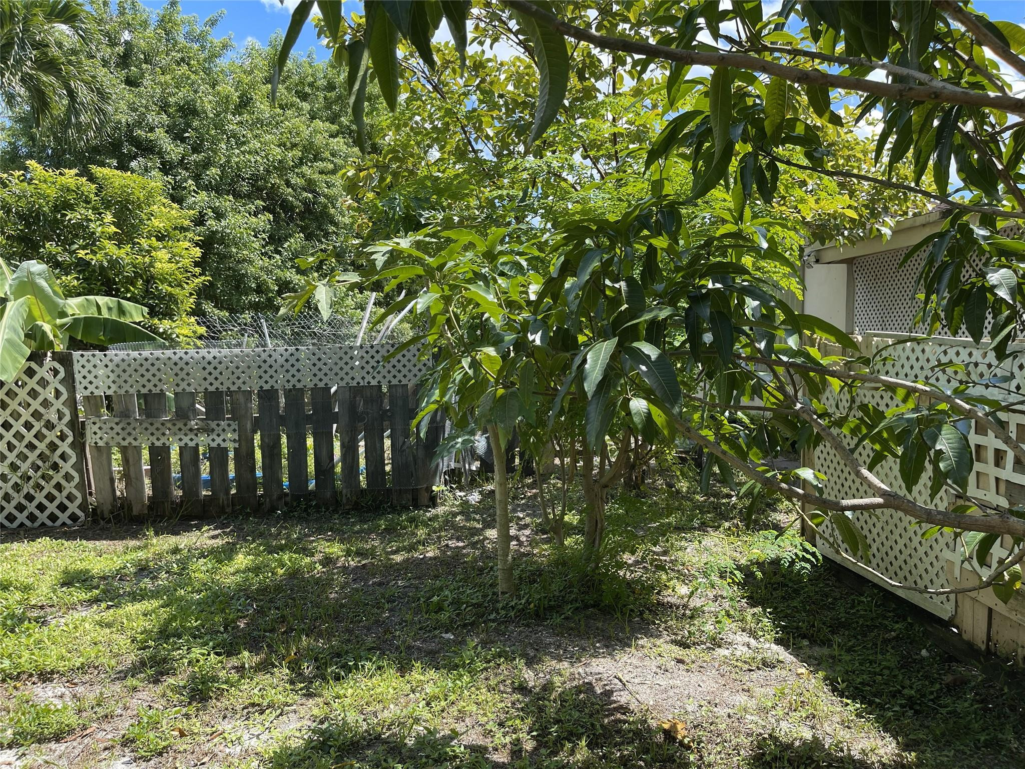 671 NW 38th St Deerfield Beach, FL 33064