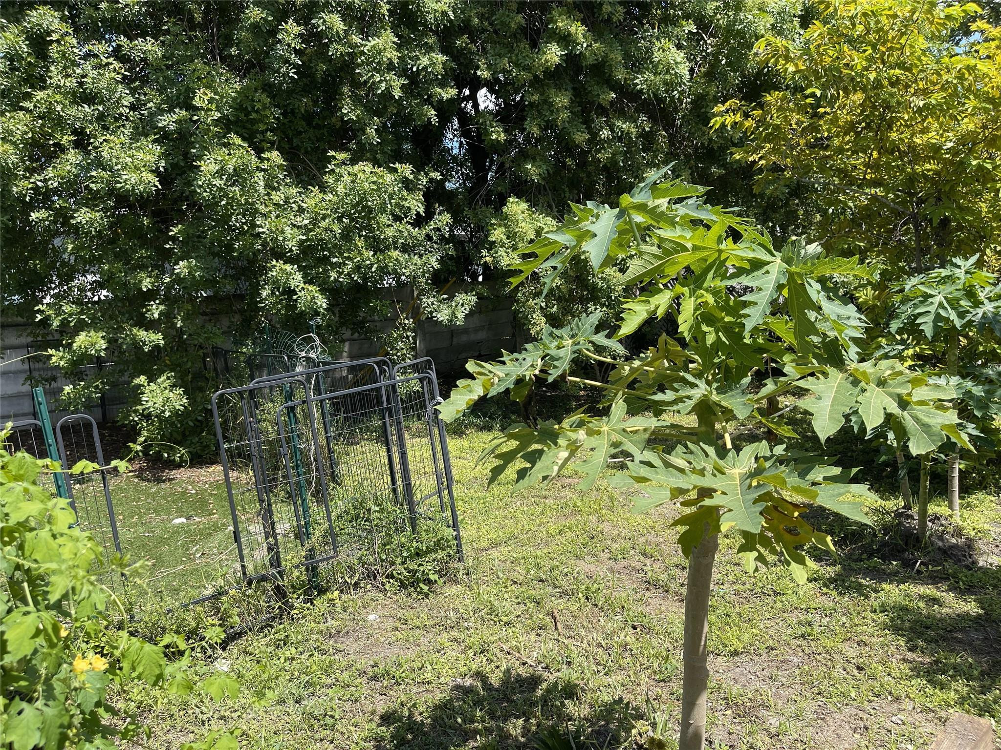 671 NW 38th St Deerfield Beach, FL 33064