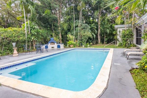 54 NE 103rd St Miami Shores, FL 33138