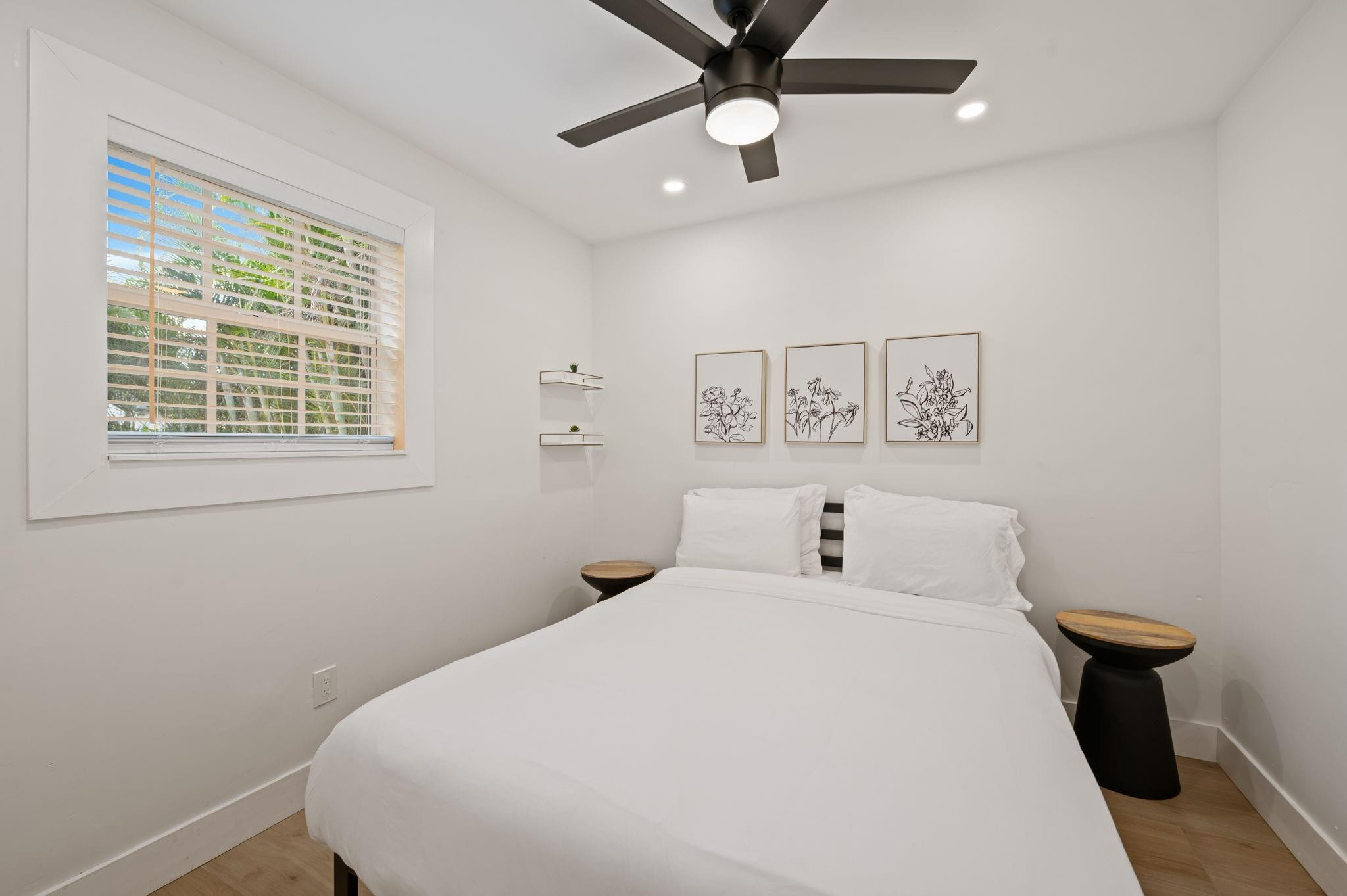 739 NE 17th Fort Lauderdale, FL 33304