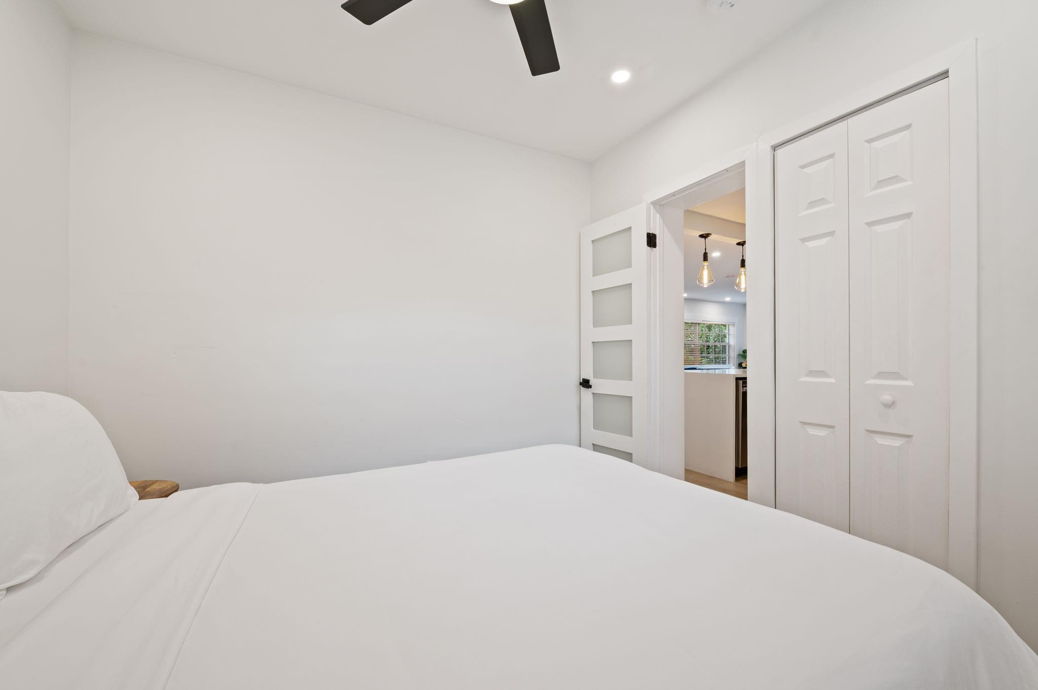 739 NE 17th Fort Lauderdale, FL 33304