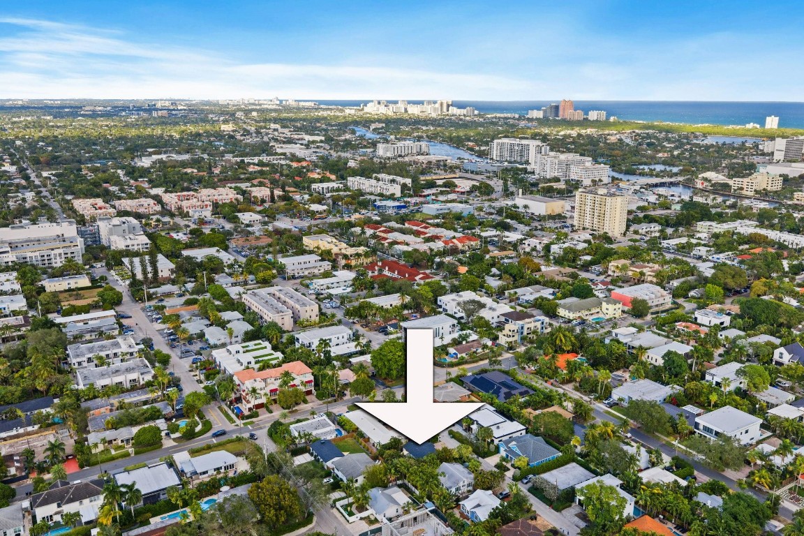 739 NE 17th Fort Lauderdale, FL 33304