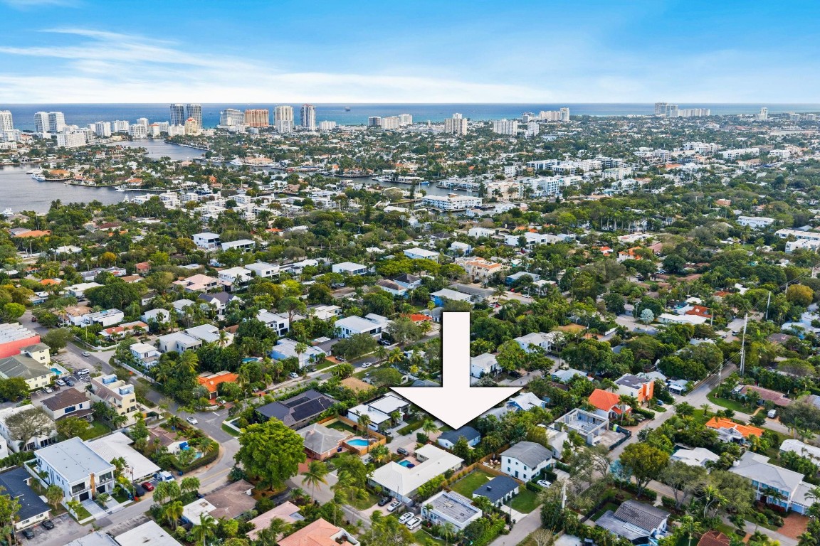 739 NE 17th Fort Lauderdale, FL 33304