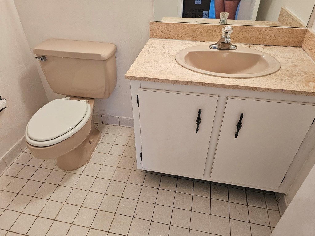 500 Three Iss #213 Hallandale Beach, FL 33009