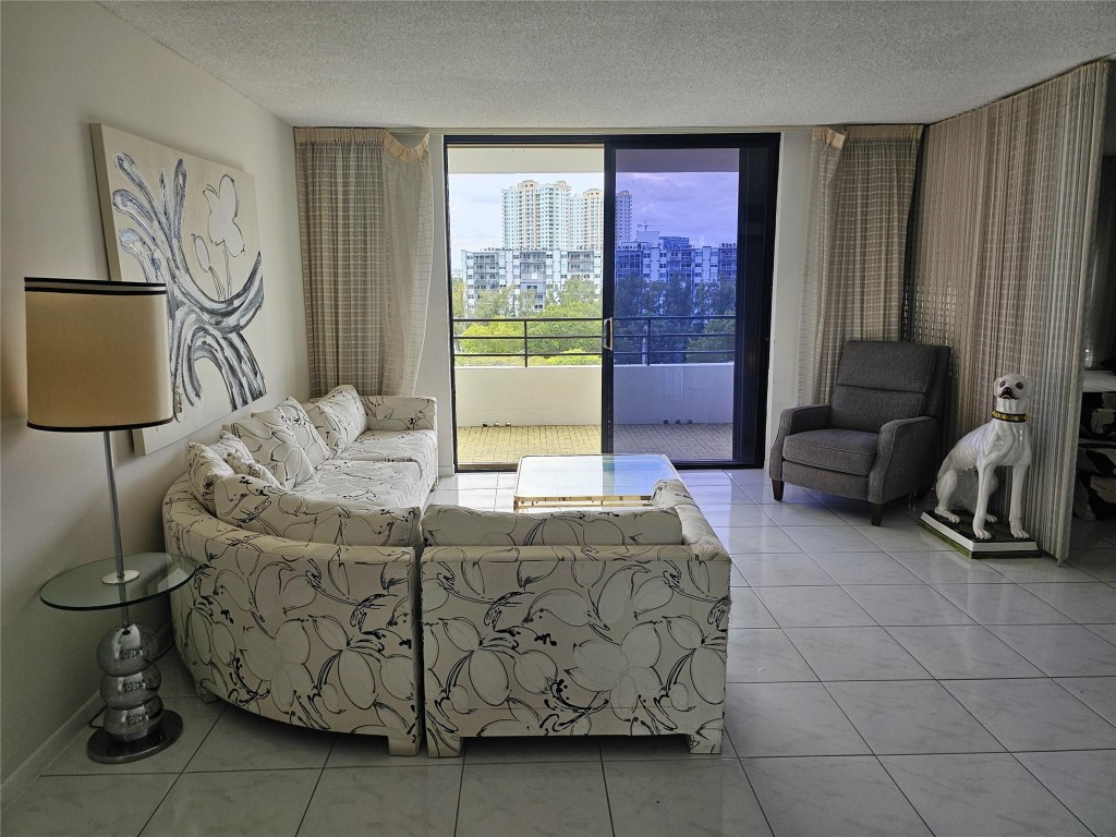 500 Three Iss #213 Hallandale Beach, FL 33009