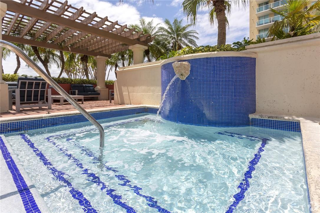 16900 N Bay #03-1011 Sunny Isles Beach, FL 33160