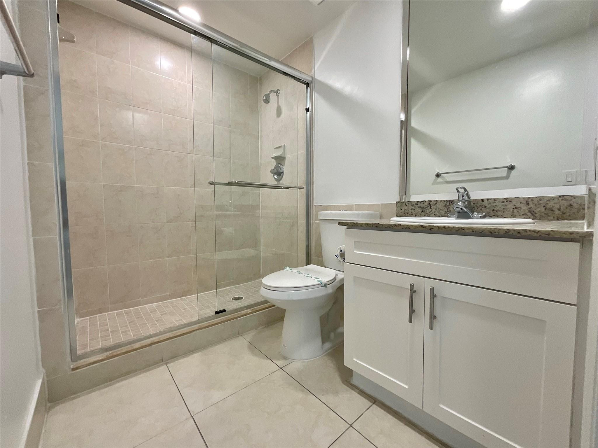 16900 N Bay #03-1011 Sunny Isles Beach, FL 33160