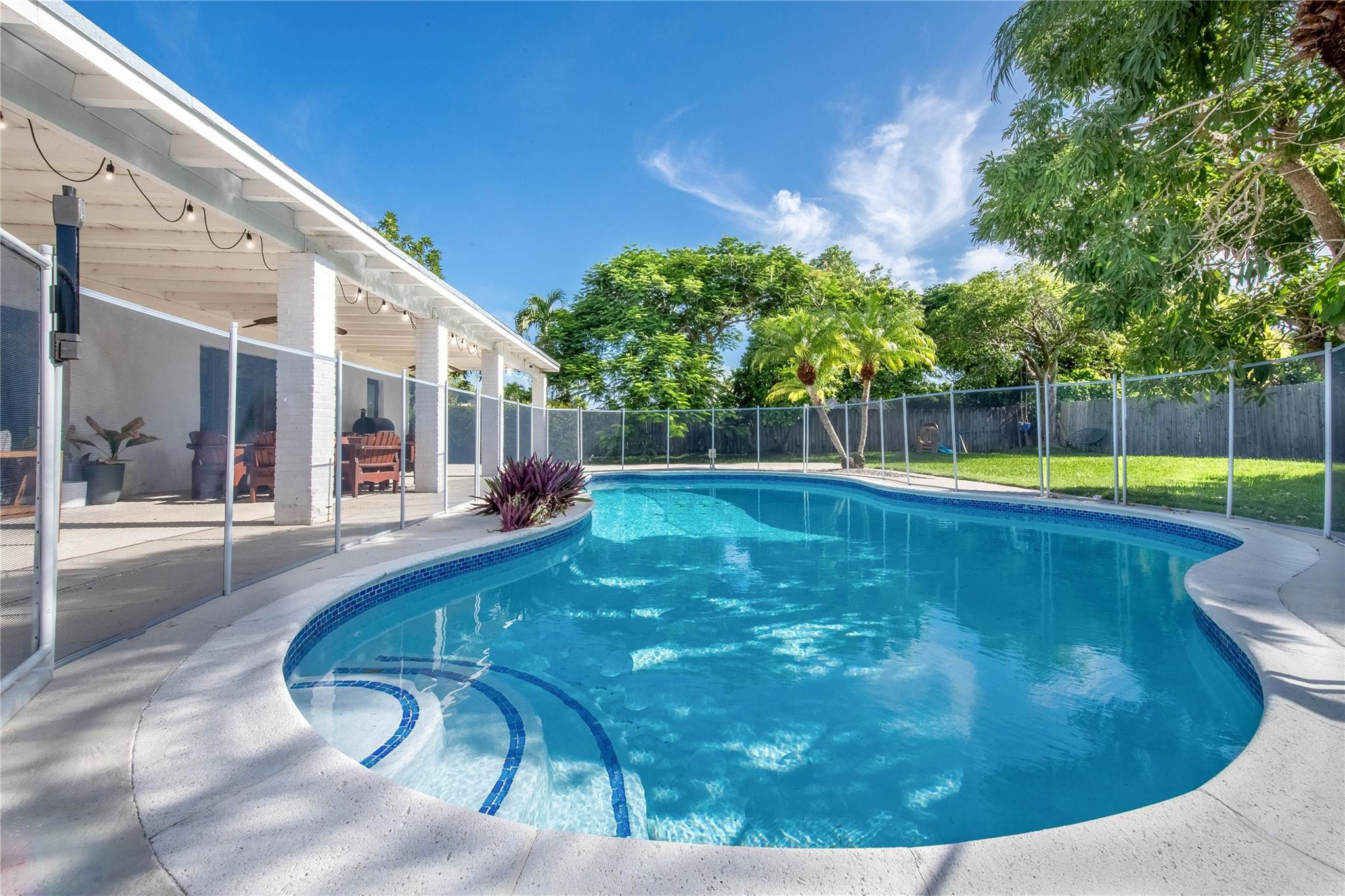 16670 SW 90th Palmetto Bay, FL 33157