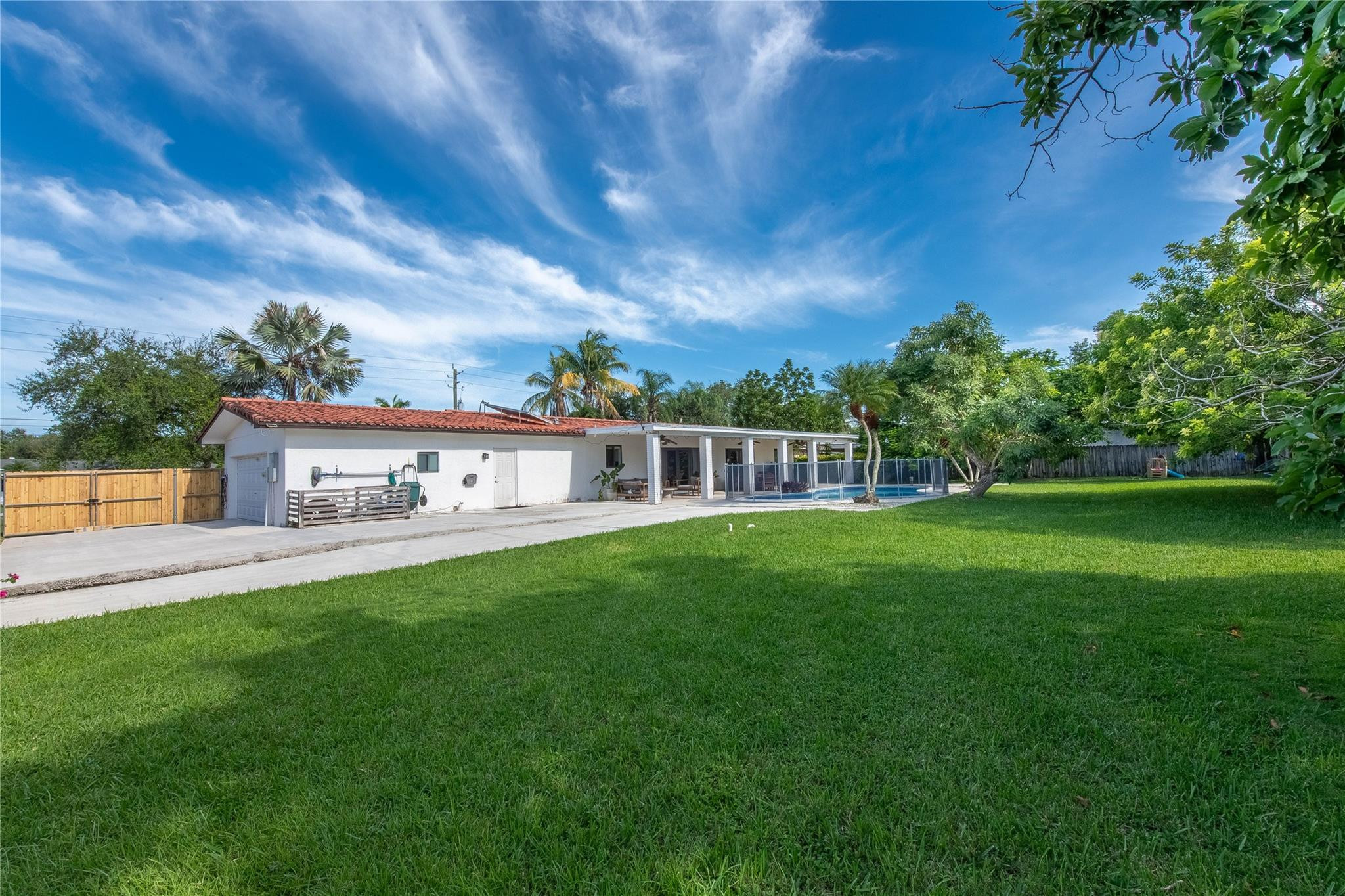 16670 SW 90th Palmetto Bay, FL 33157