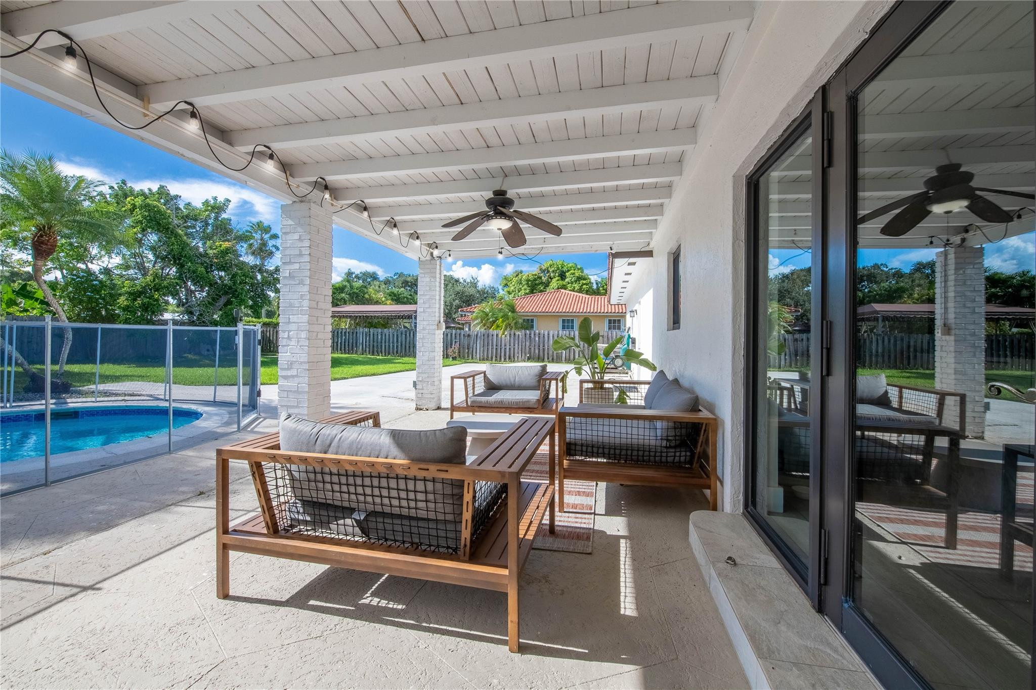 16670 SW 90th Palmetto Bay, FL 33157