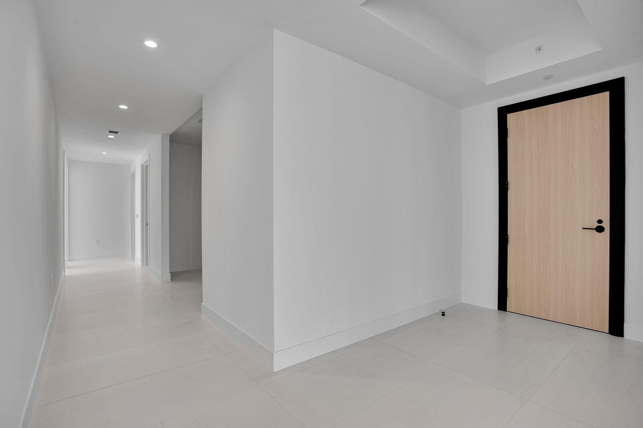 151 N Seabreeze Blv #E-2501 Fort Lauderdale, FL 33304