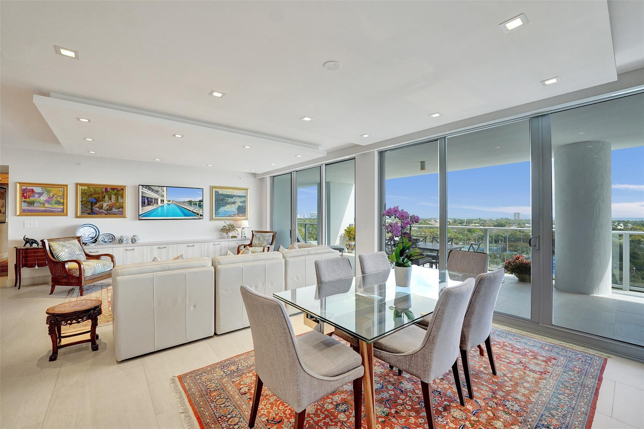 1180 N Federal #1006 Fort Lauderdale, FL 33304