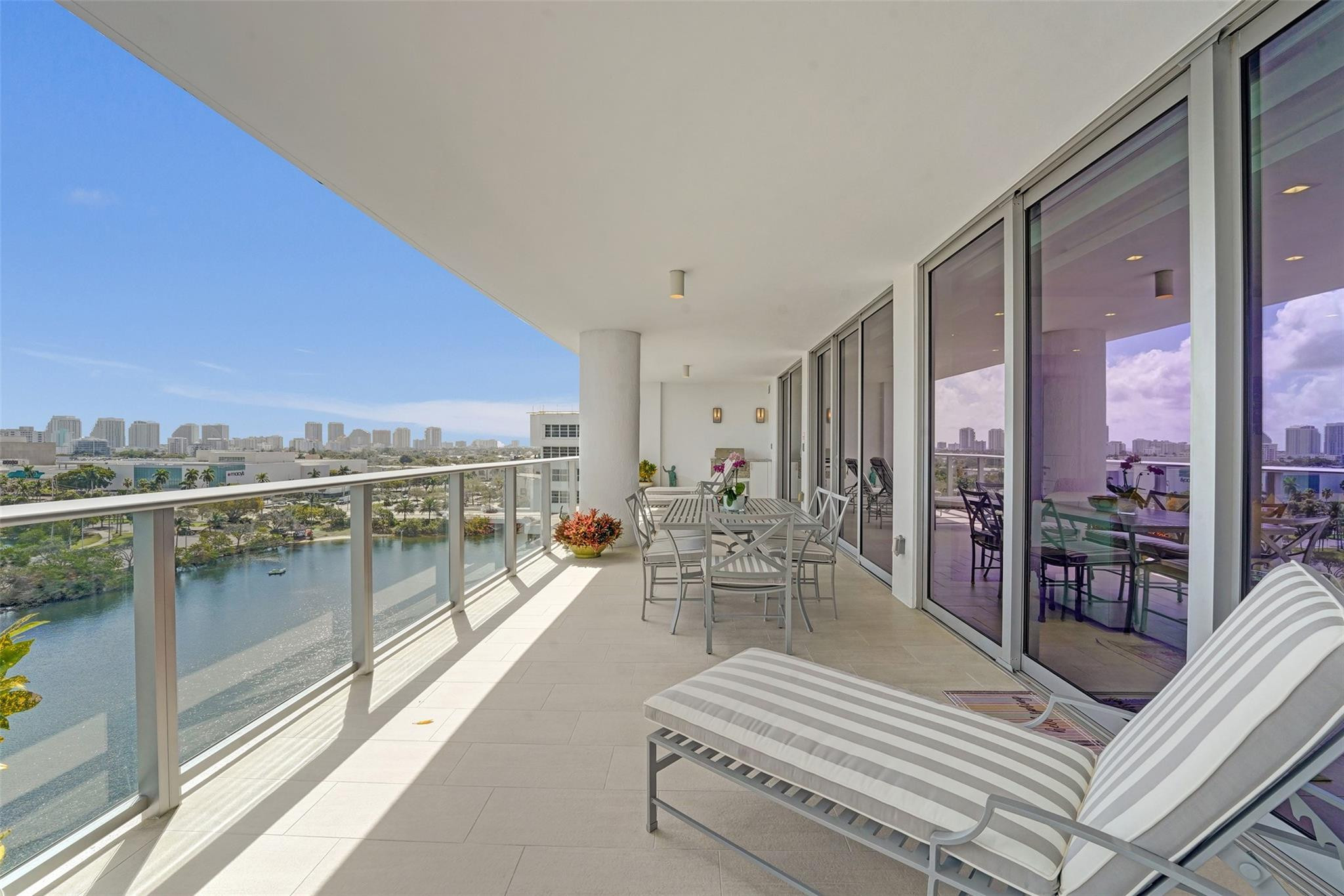 1180 N Federal #1006 Fort Lauderdale, FL 33304