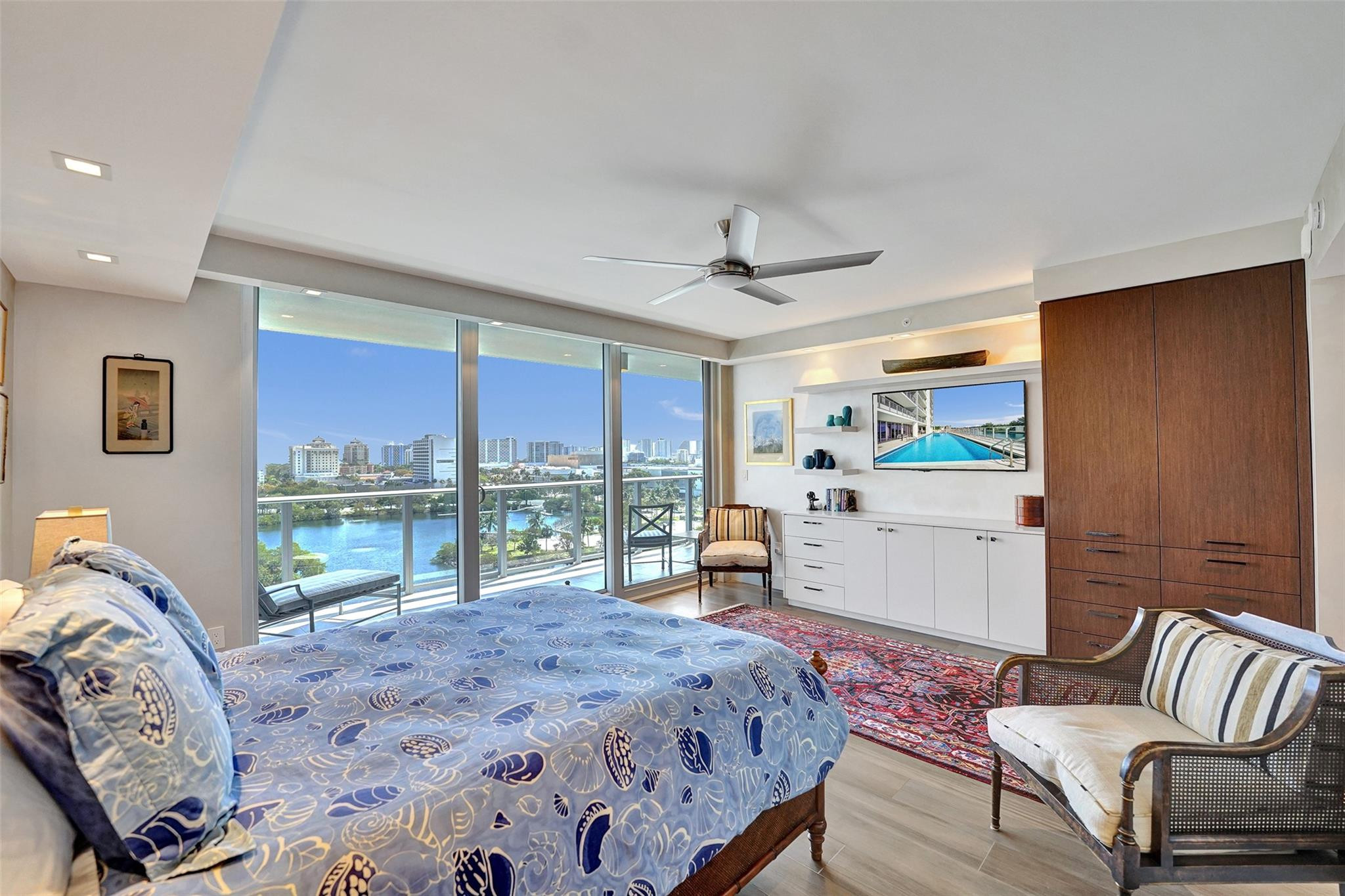 1180 N Federal #1006 Fort Lauderdale, FL 33304