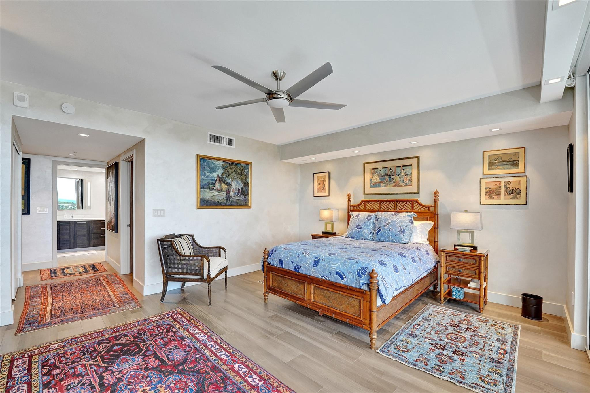 1180 N Federal #1006 Fort Lauderdale, FL 33304