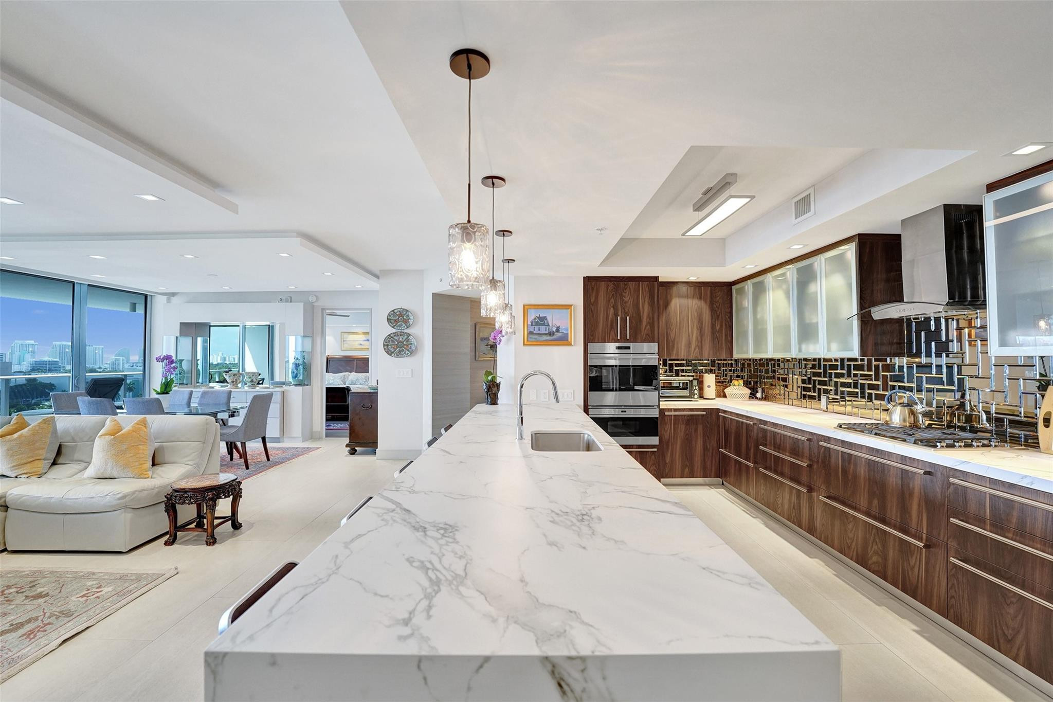 1180 N Federal #1006 Fort Lauderdale, FL 33304