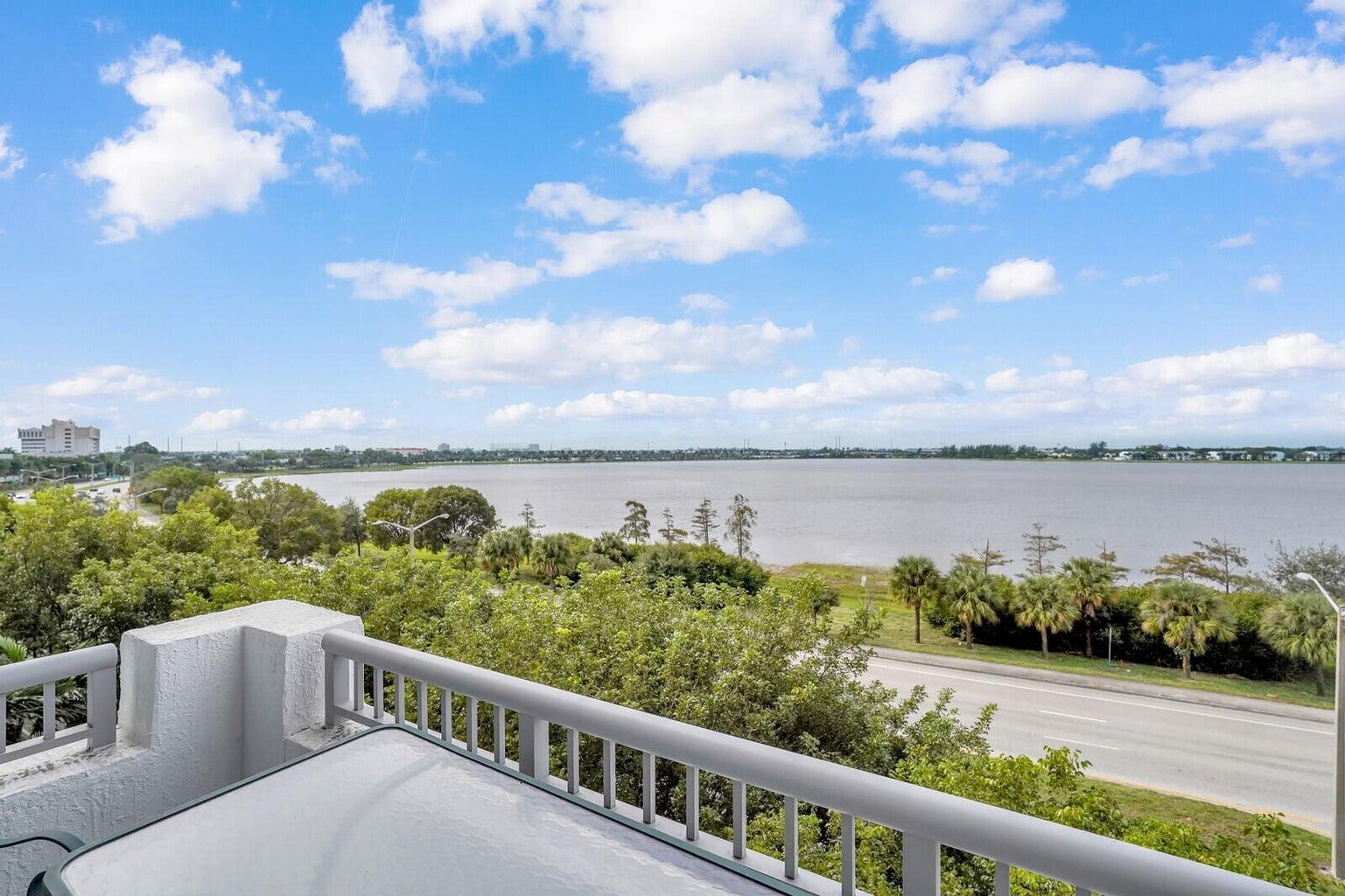 300 S Australian Ave #409,West Palm Beach, FL 33401