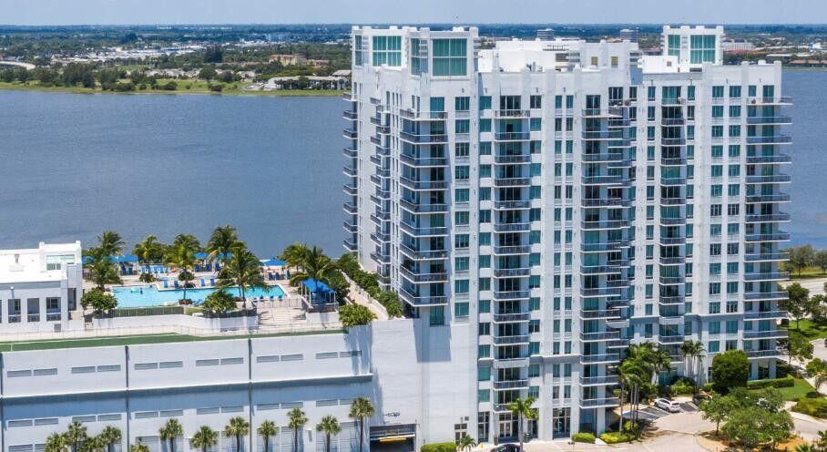 300 S Australian Ave #409,West Palm Beach, FL 33401