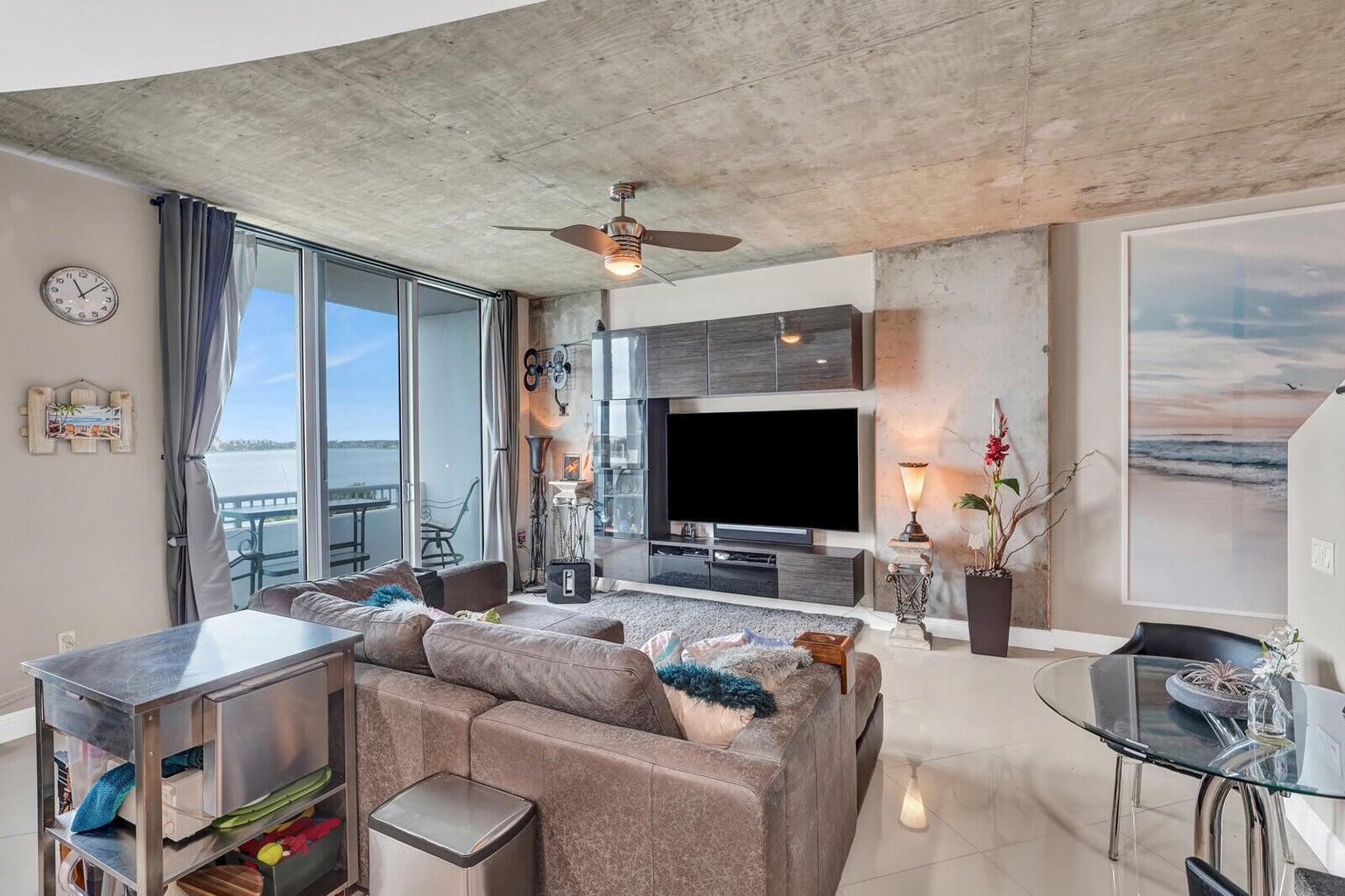 300 S Australian Ave #409,West Palm Beach, FL 33401